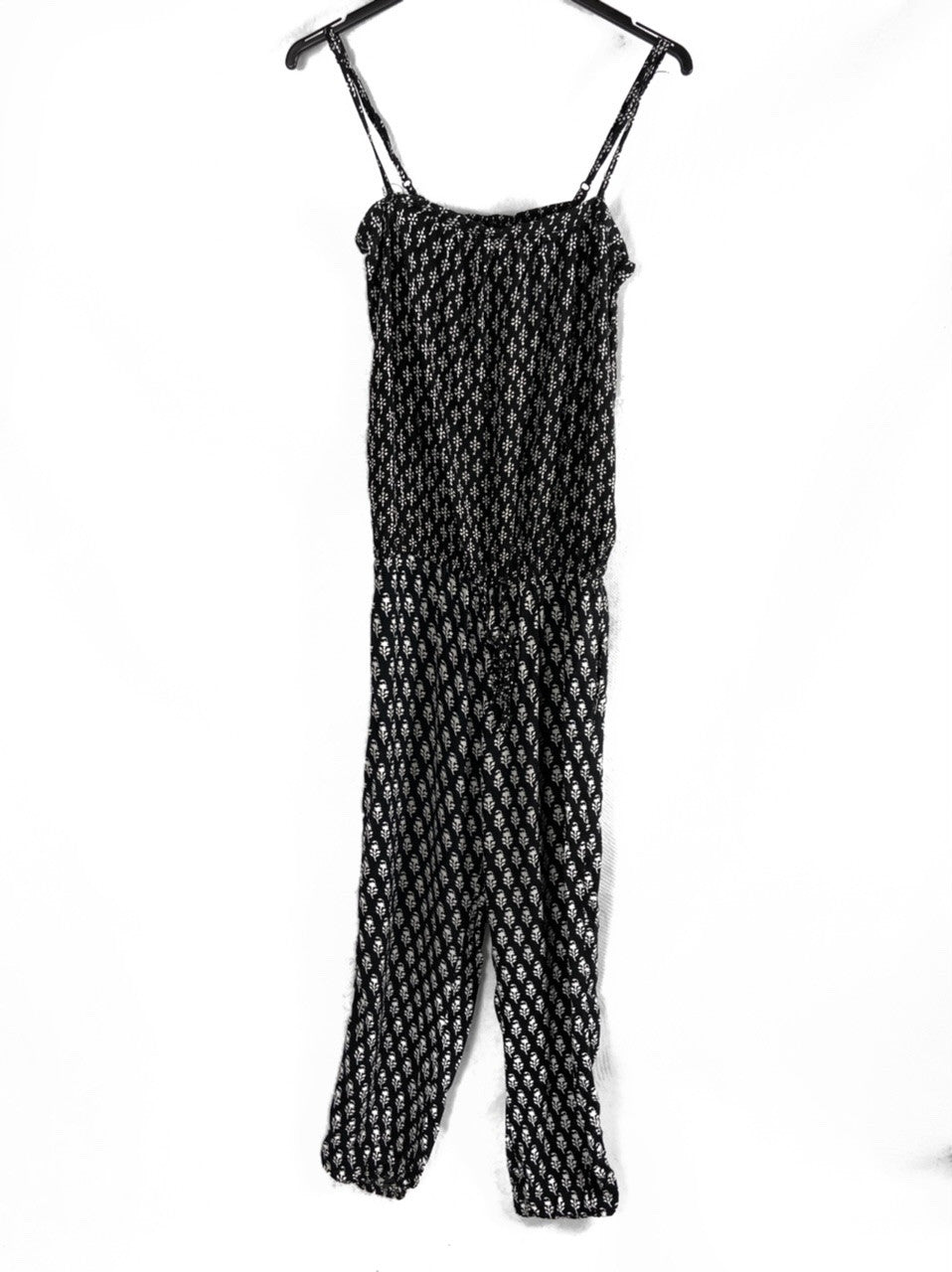 negro – Hibuy market - Main Image