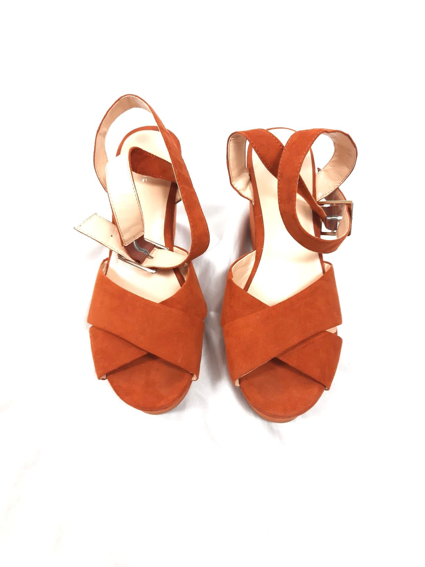 PARFOIS.Sandalias cuñas T.39