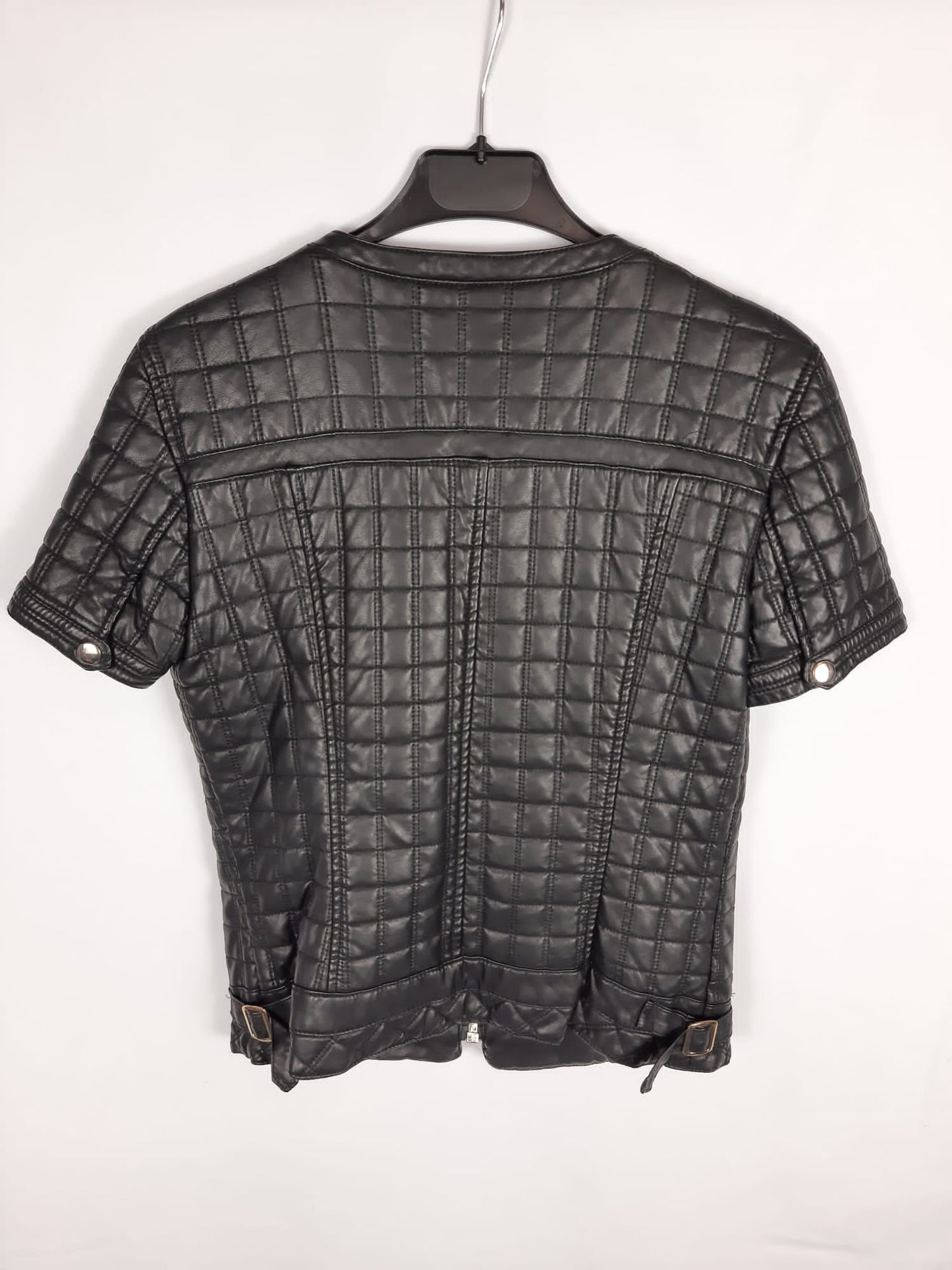 ZARA.Cazadora polipiel manga corta T.m