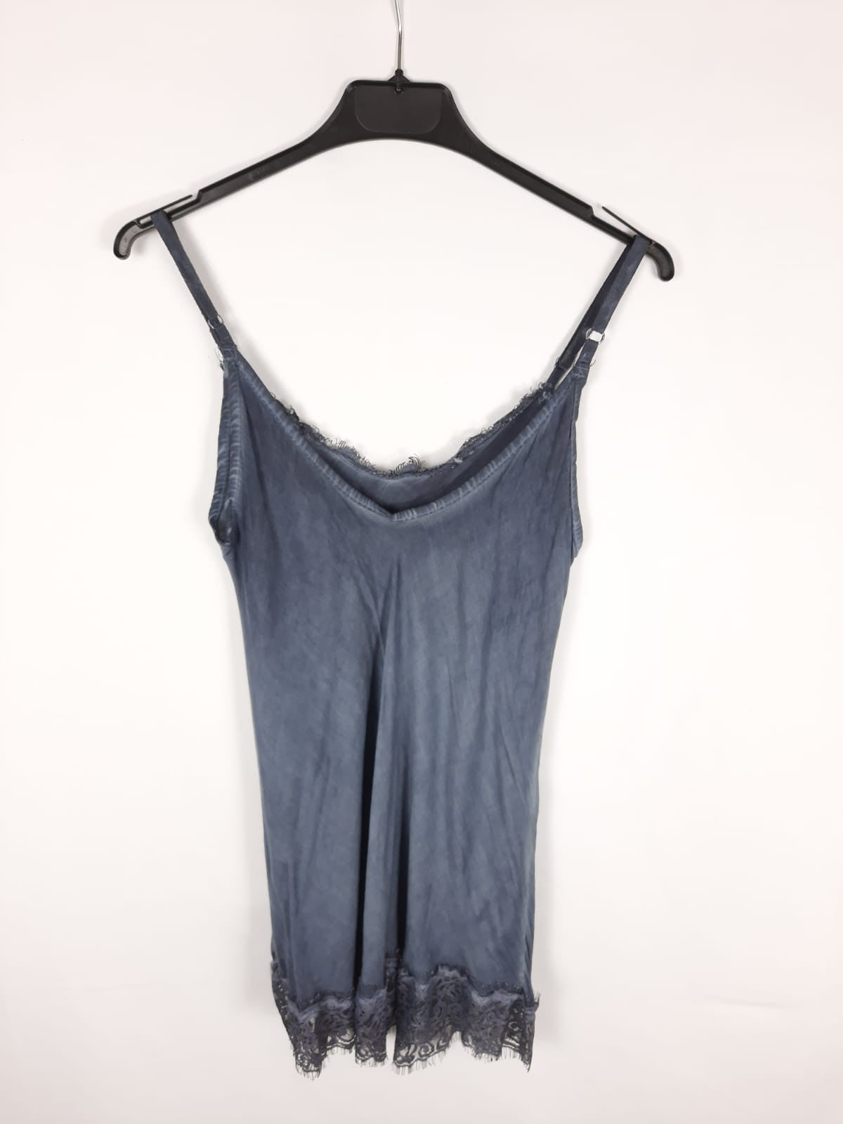 Otros. Top lencero azul T.U