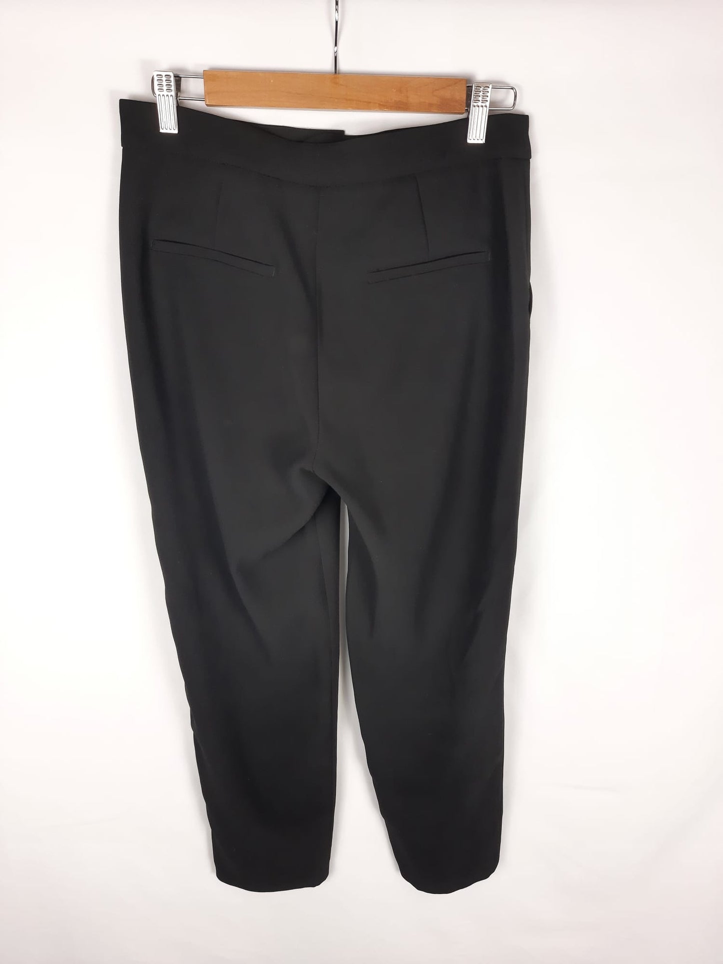 ZARA. Pantalón negro de vestir T.s