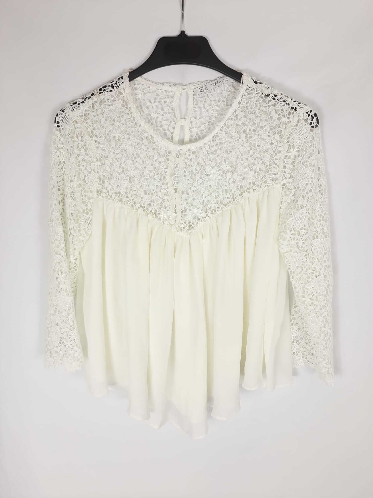 Blusa blanca con parte superior de encaje – Hibuy market