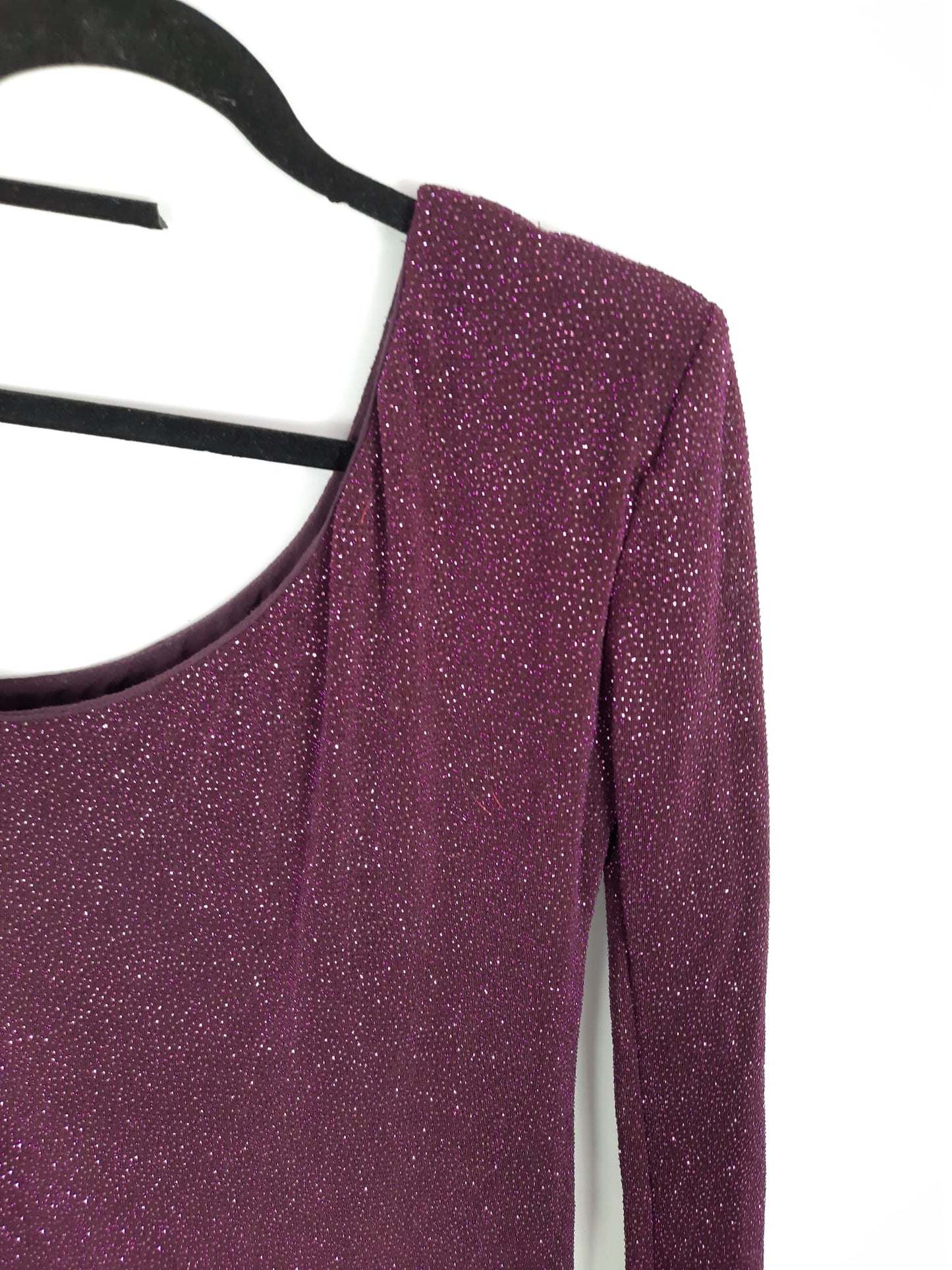 ASOS. Vestido asimetrico morado con brillantitos T. 38