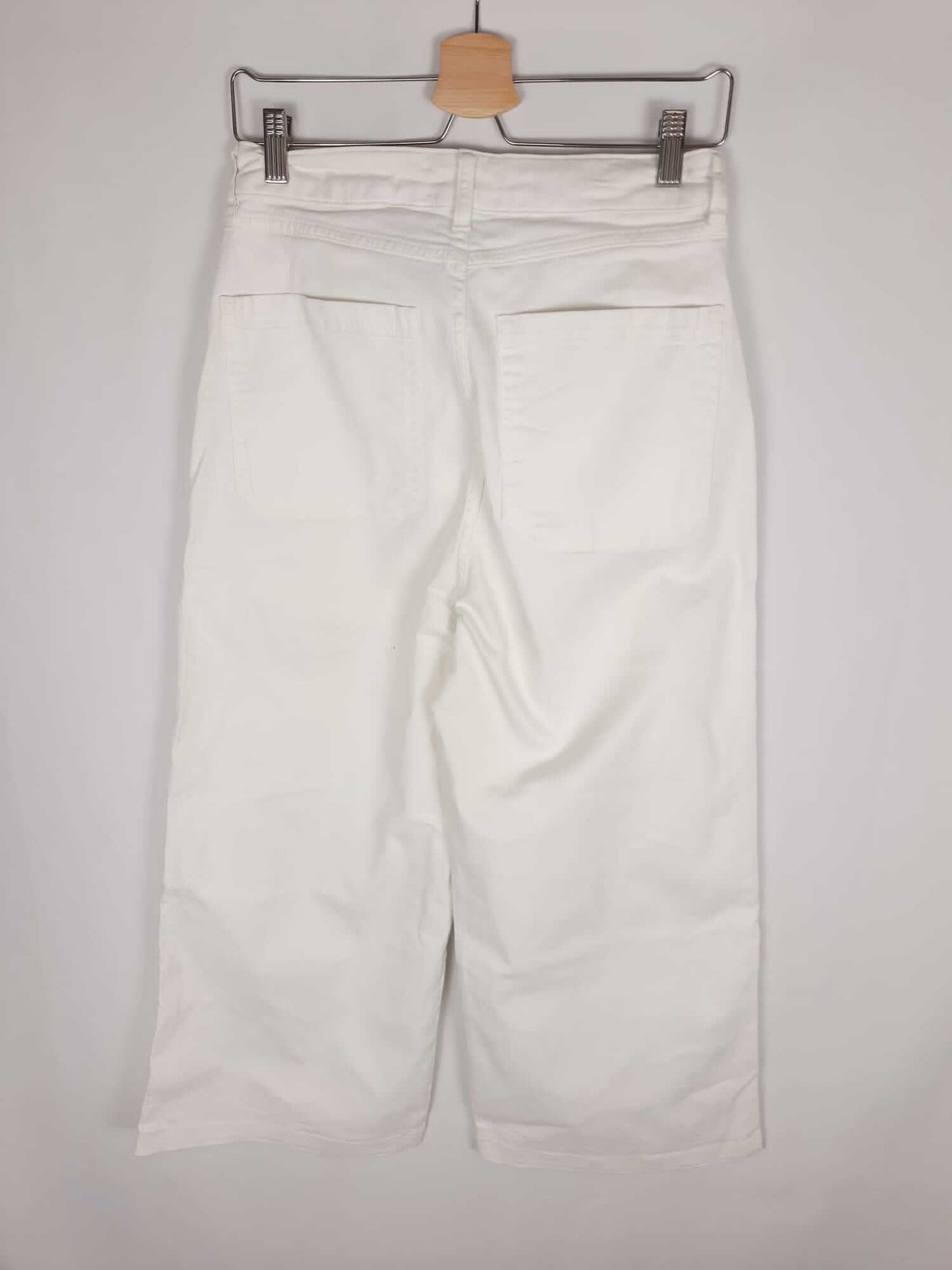 ESSENTIEL. Pntalon recto blanco T.40