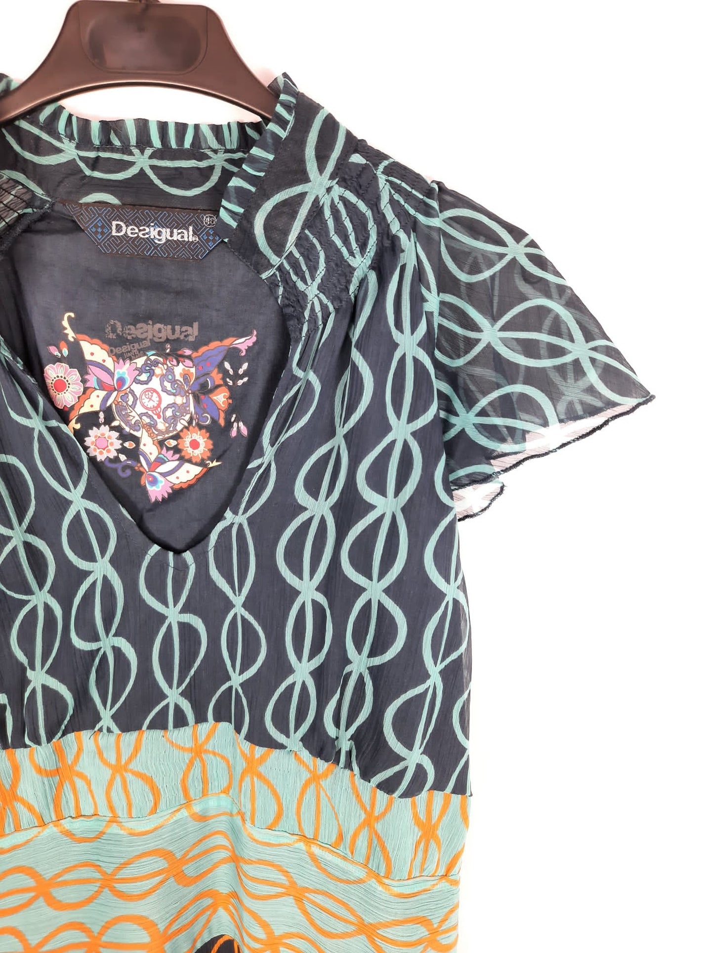 DESIGUAL. Vestido fluido azul estampado T.40
