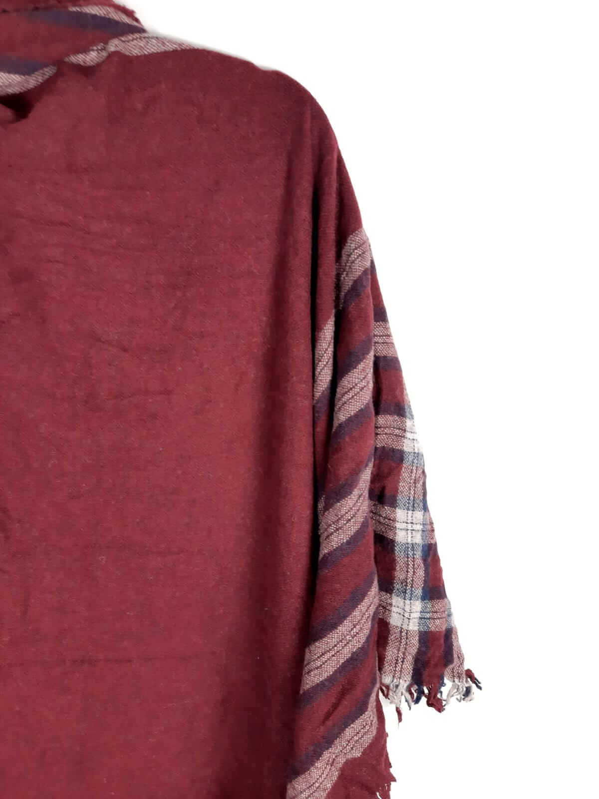 MASSIMO DUTTI. Garnet checked scarf