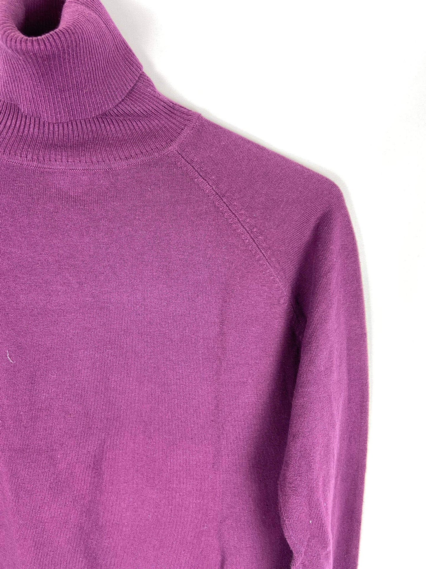 ZARA. Purple turtleneck sweater Ts