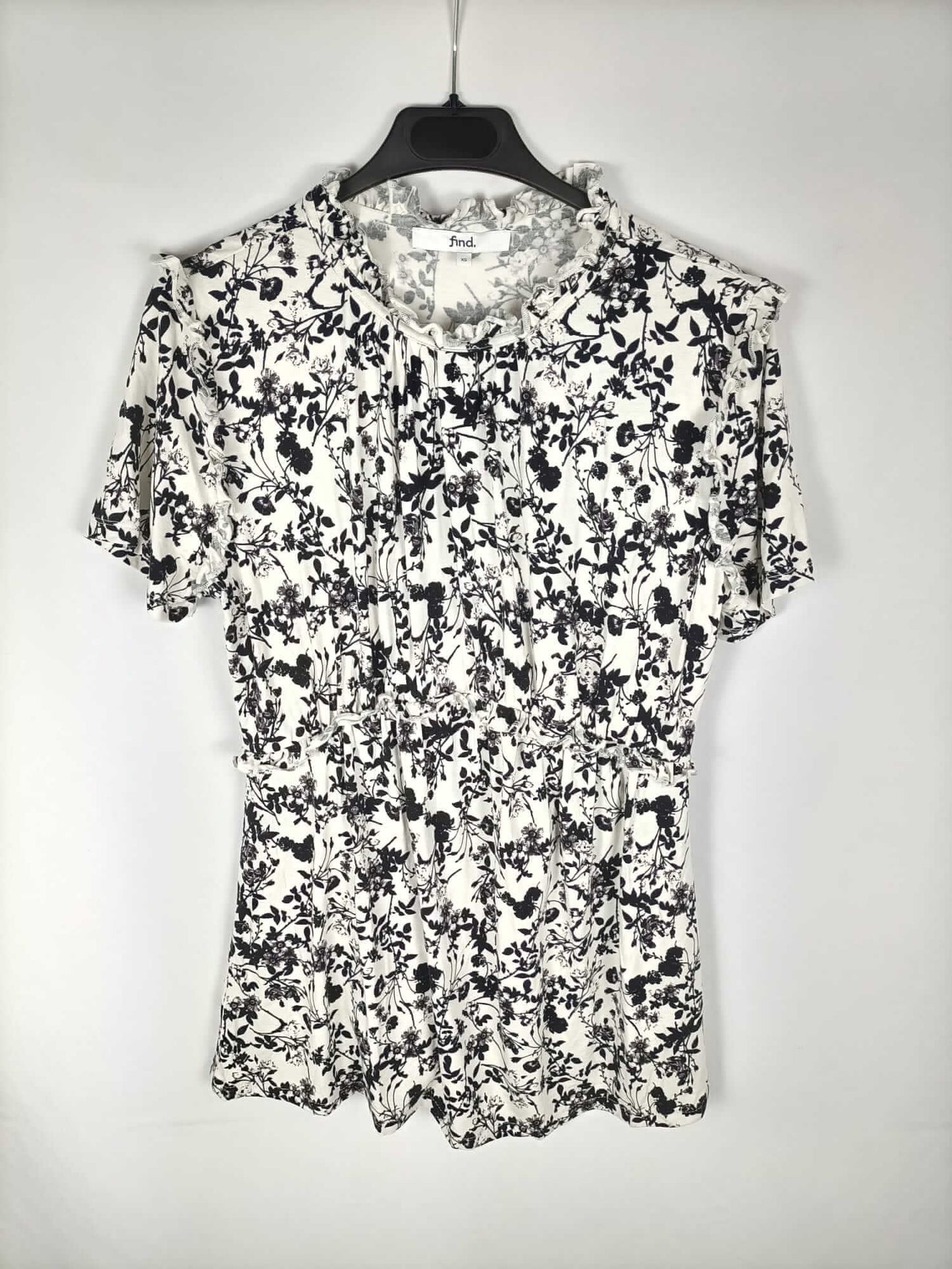 FIND. White dress with black floral print S. xs