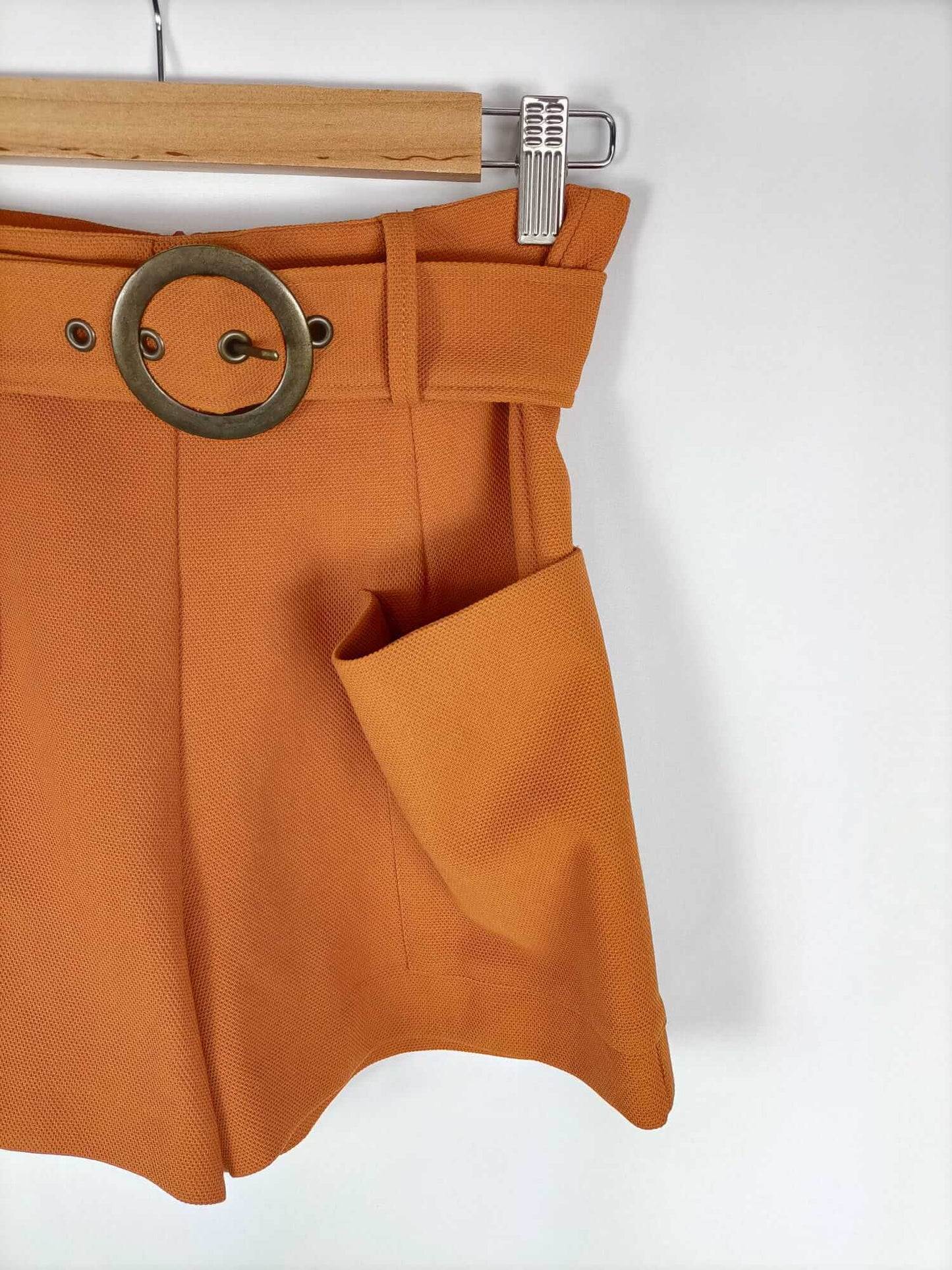 ZARA. Mustard shorts T. s