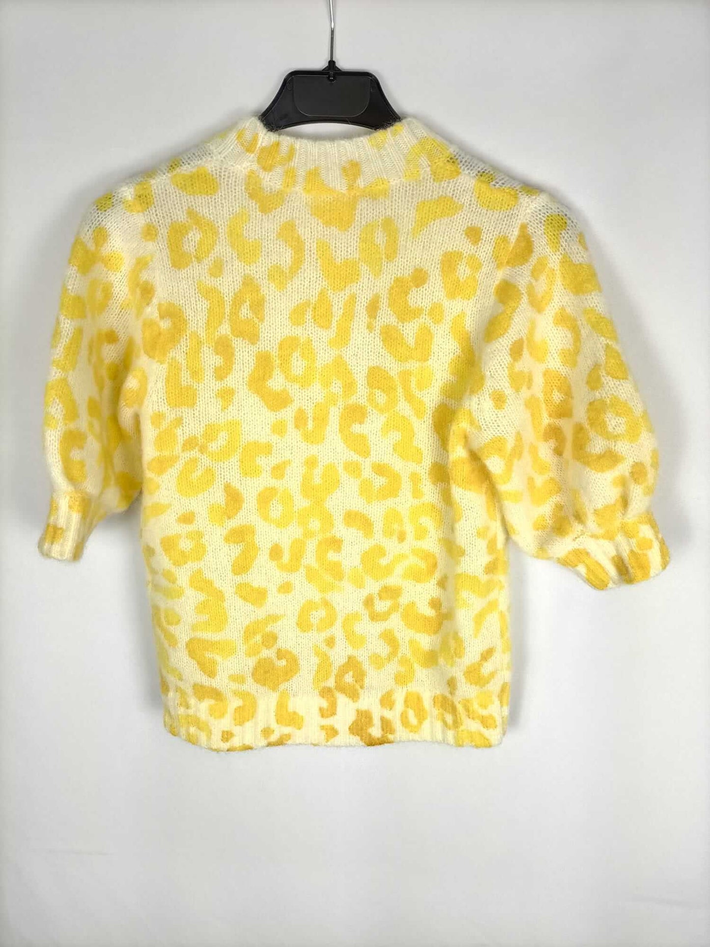 SEZANE. Jersey manga corta animal amarillo T. xs