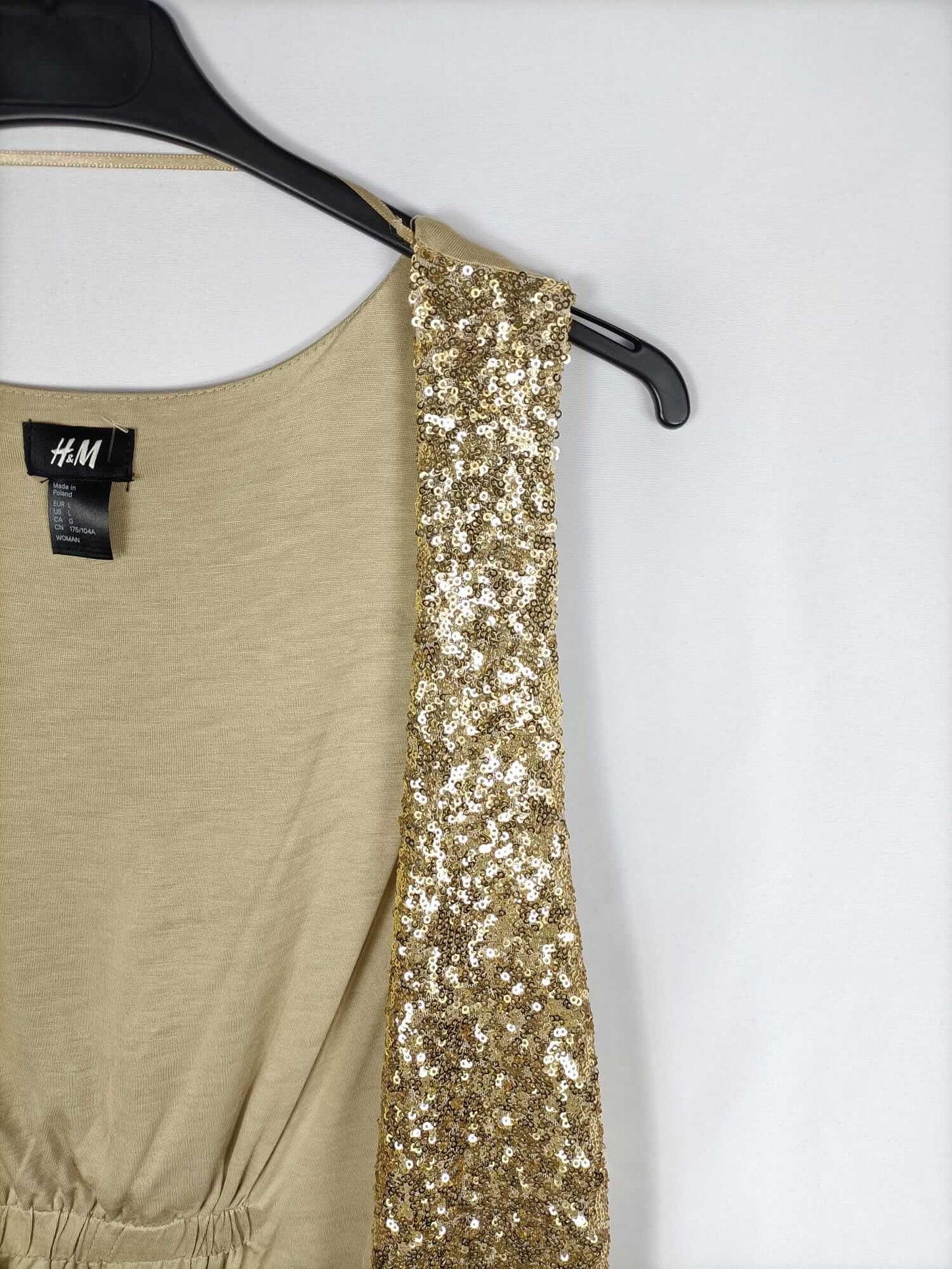 H&M. Gold Sequin Vest Tl