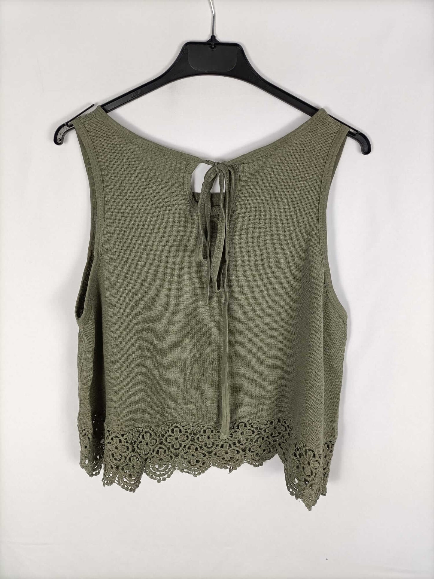 OTRAS.Top verde detalle croché T.m