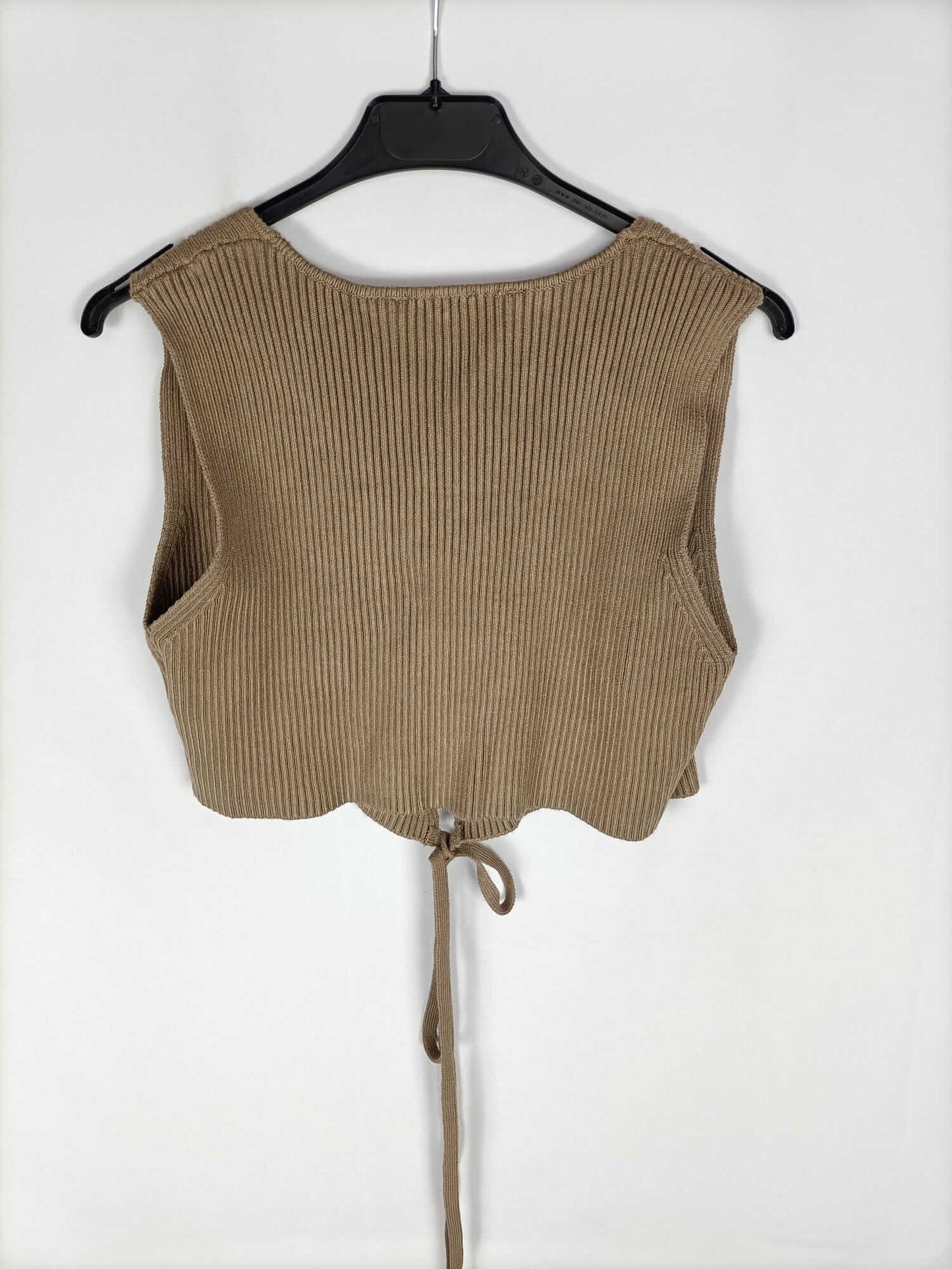 ZARA. Croptop canalé camel T.m