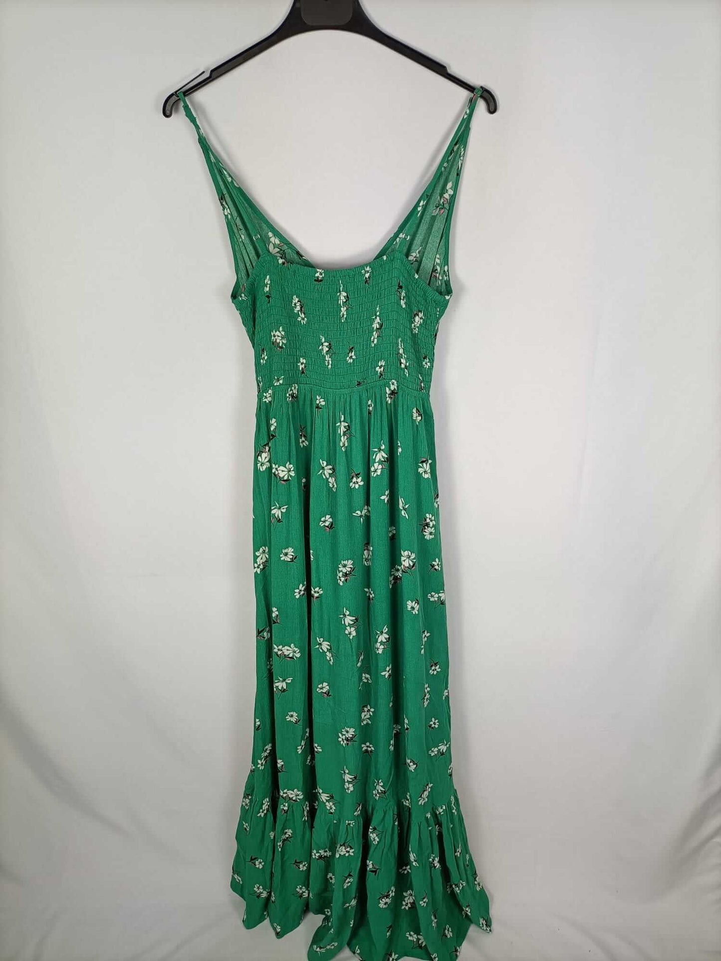 STRADIVARIUS. Green flower dress Tl