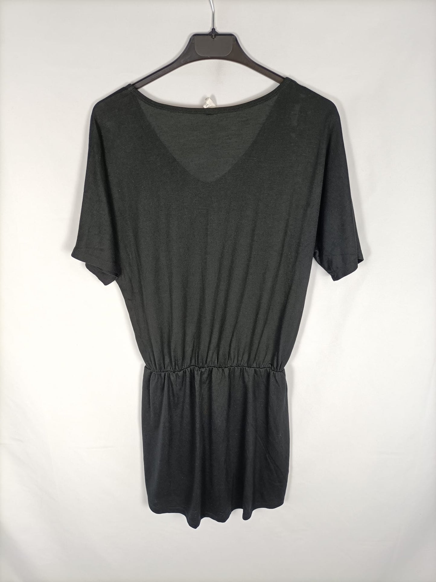 BELLA.Vestido negro T.s