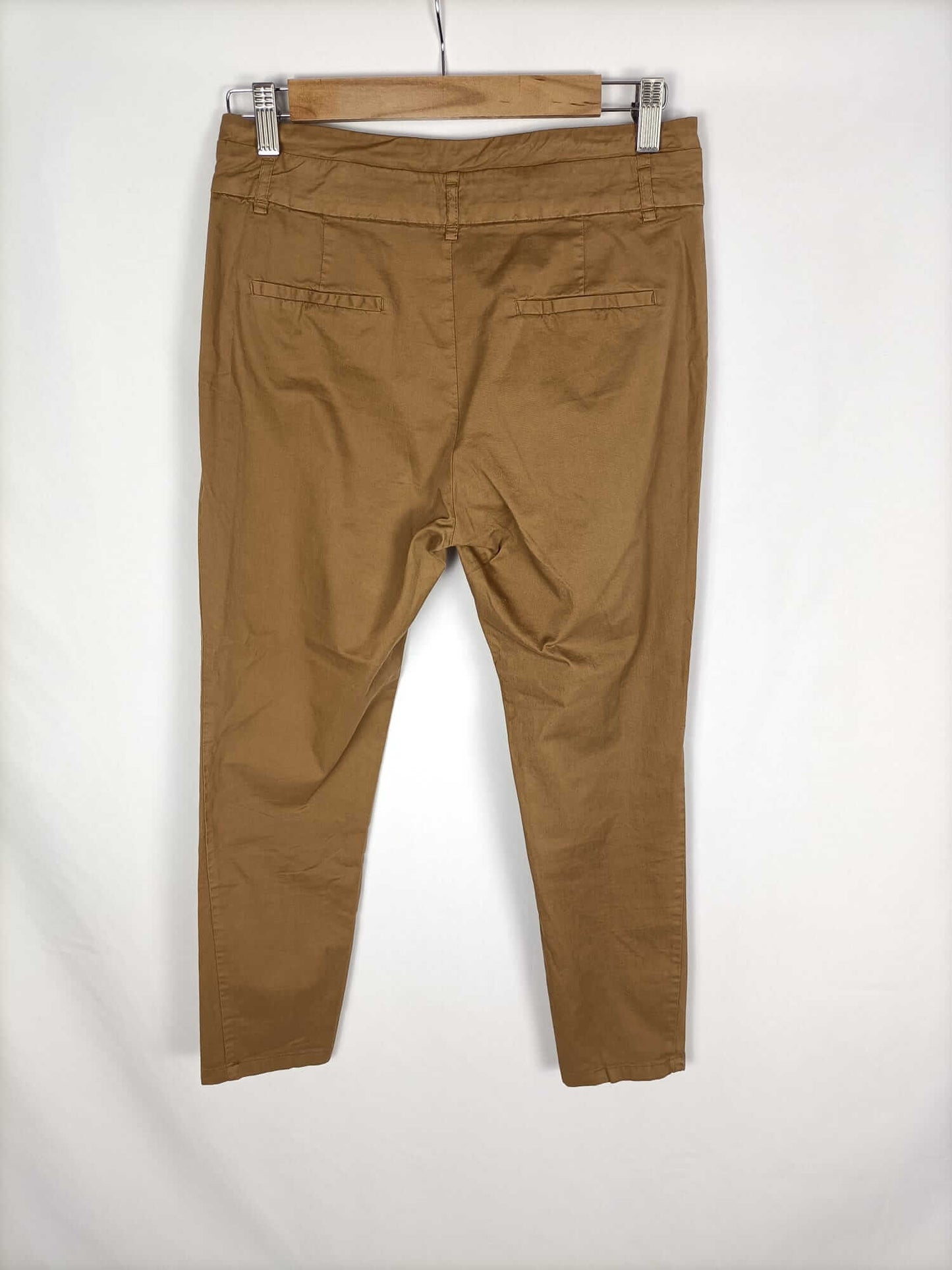 ZARA.Pantalones pinzas camel T.s