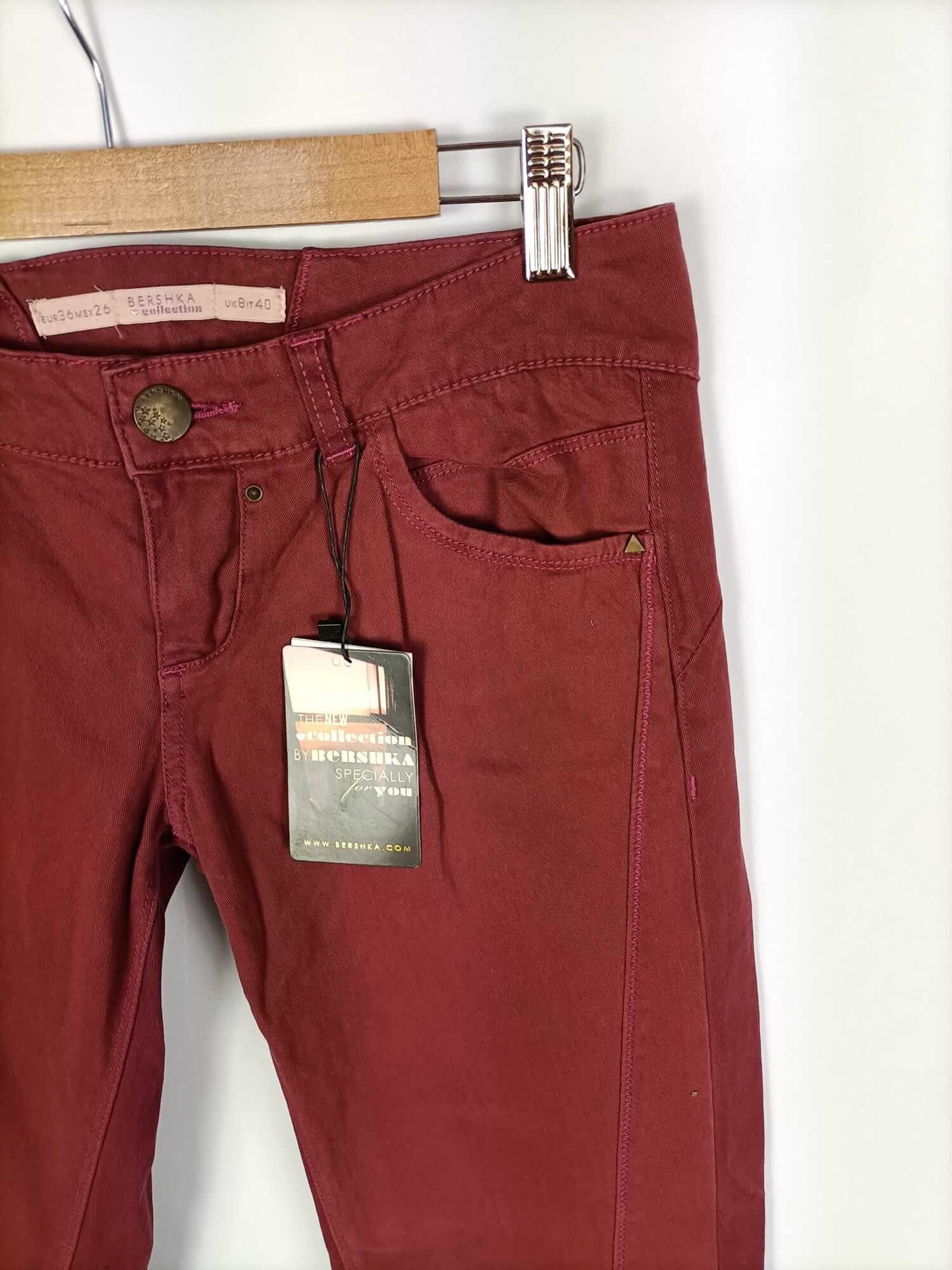 BERSHKA.Burgundy trousers with seams size 36