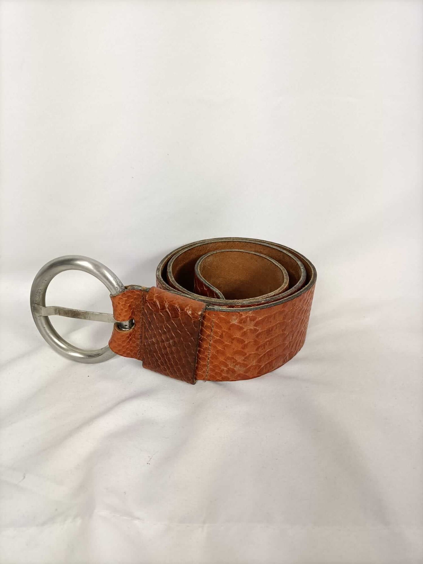 OTRAS.Cinturón efecto serpiente camel T.85