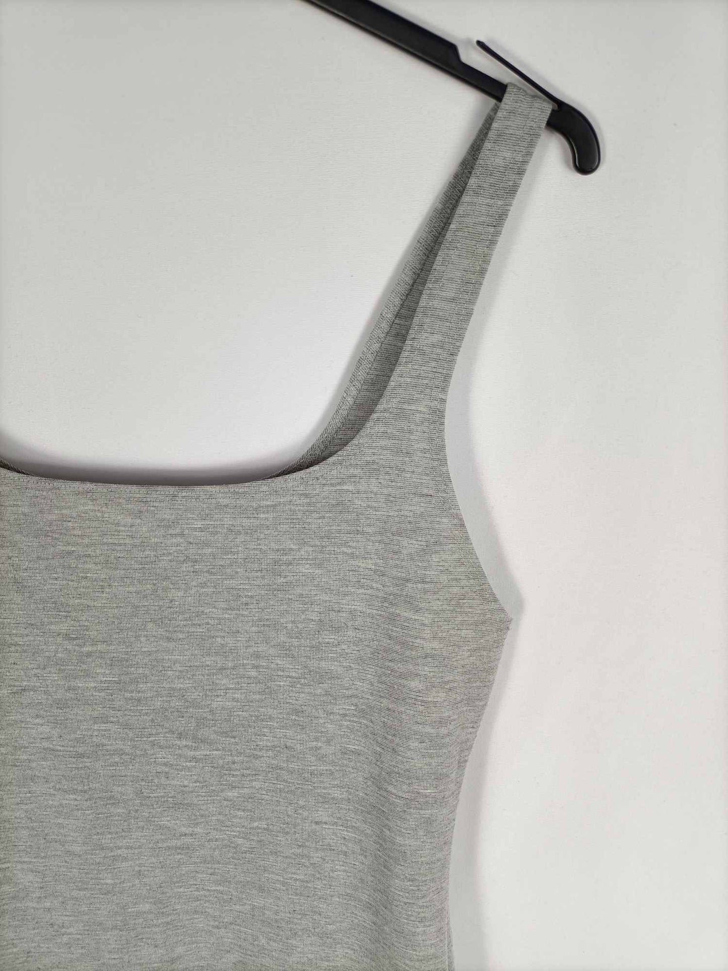 ZARA.Vestido midi gris T.m