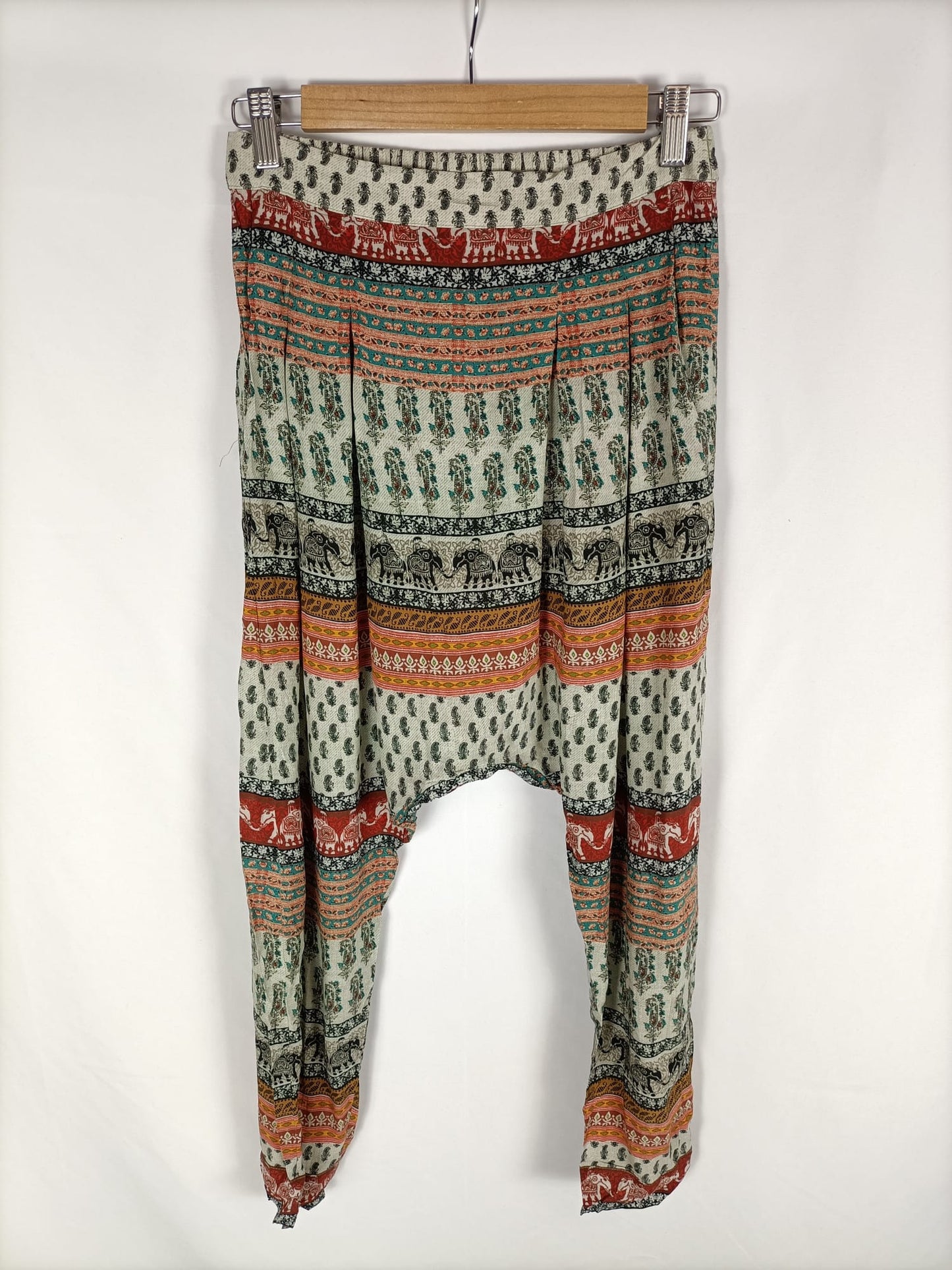 PULL&BEAR.Pantalón fluido ancho T.m