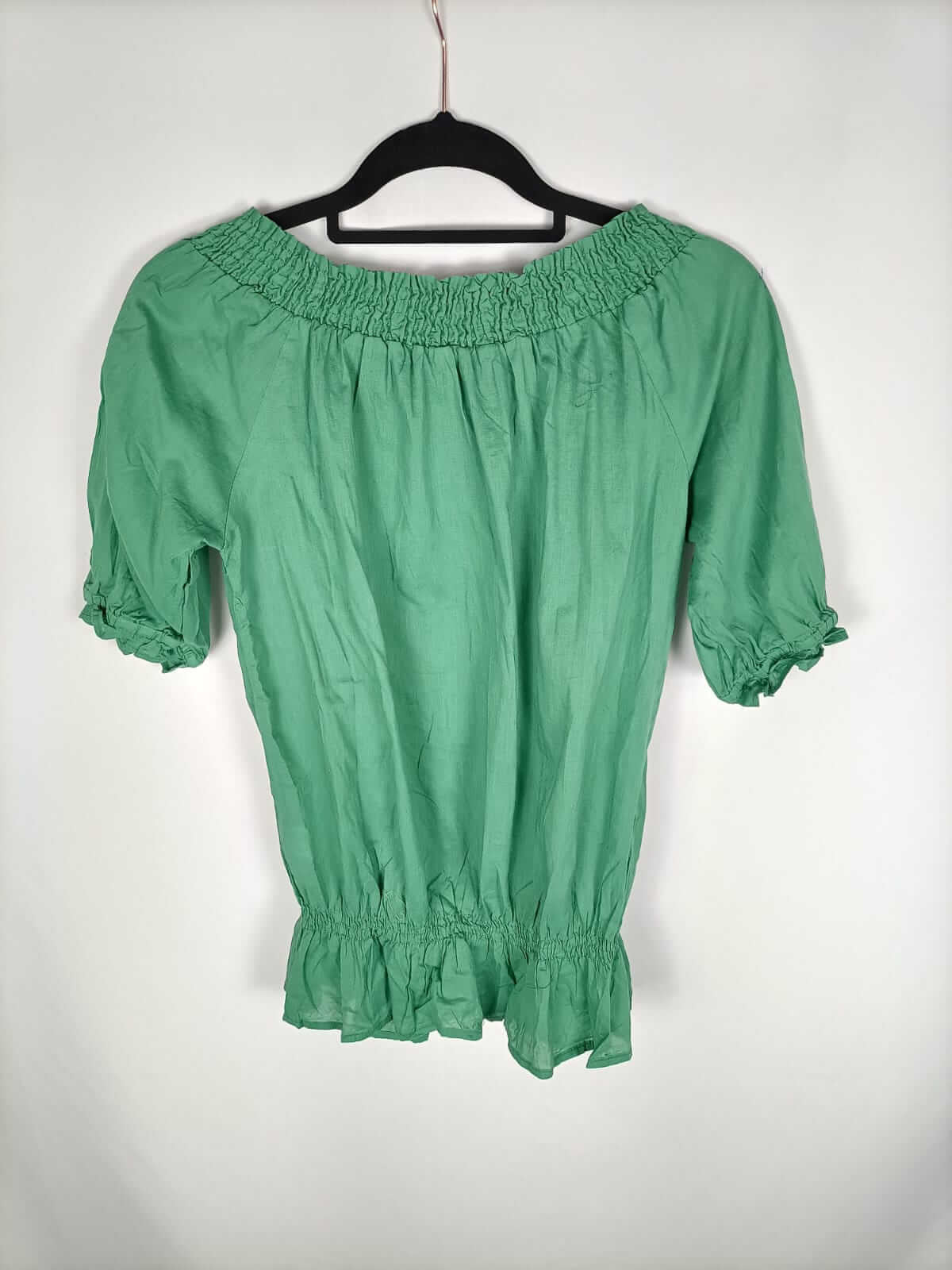 STRADIVARIUS.Blusa verde T.L
