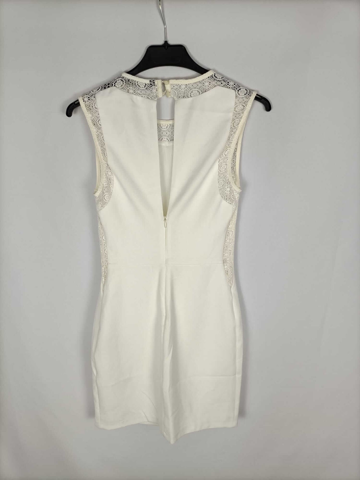ZARA.Vestido blanco roto ajustado T.m