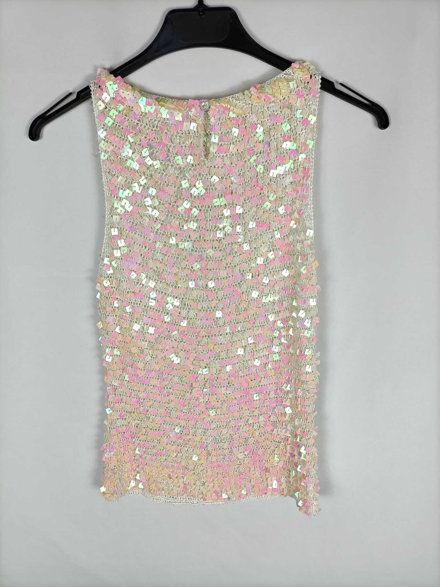 BOALIJA. TU(s) sequin top