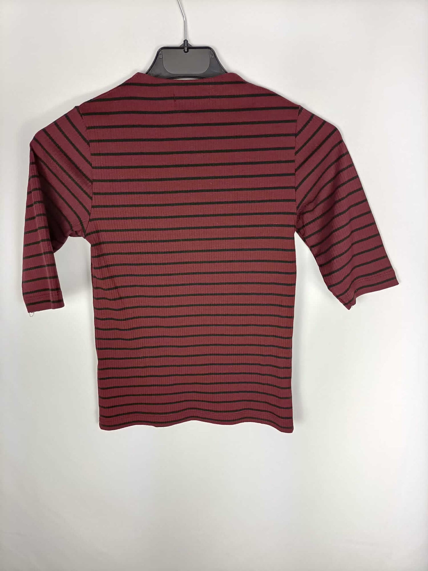 PULL&BEAR.Top rayas burdeos y negro T.s