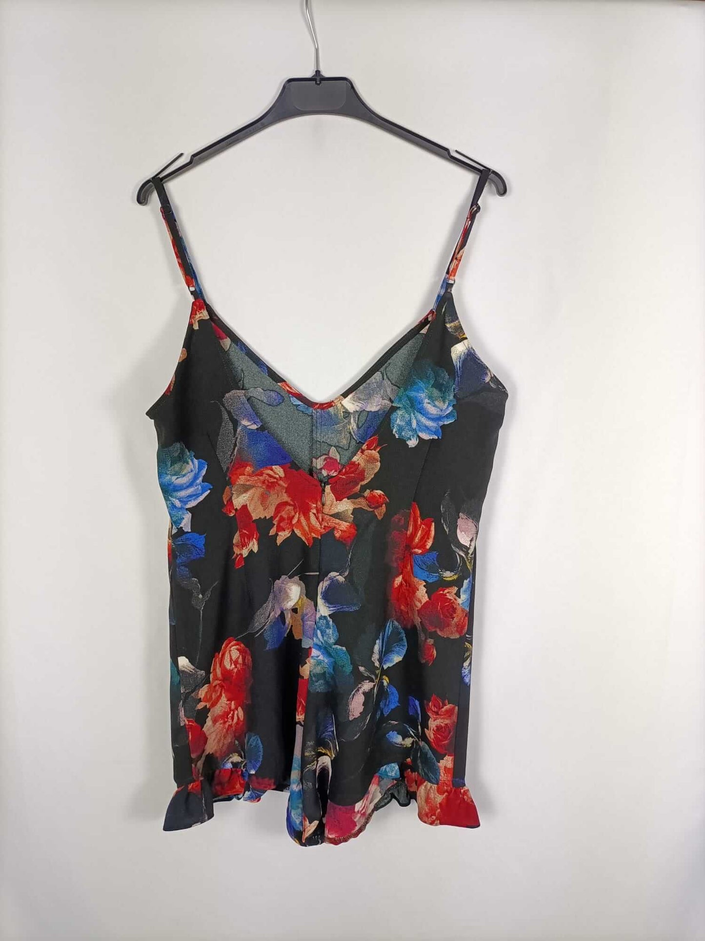 PULL&BEAR.Mono negro flores T.m