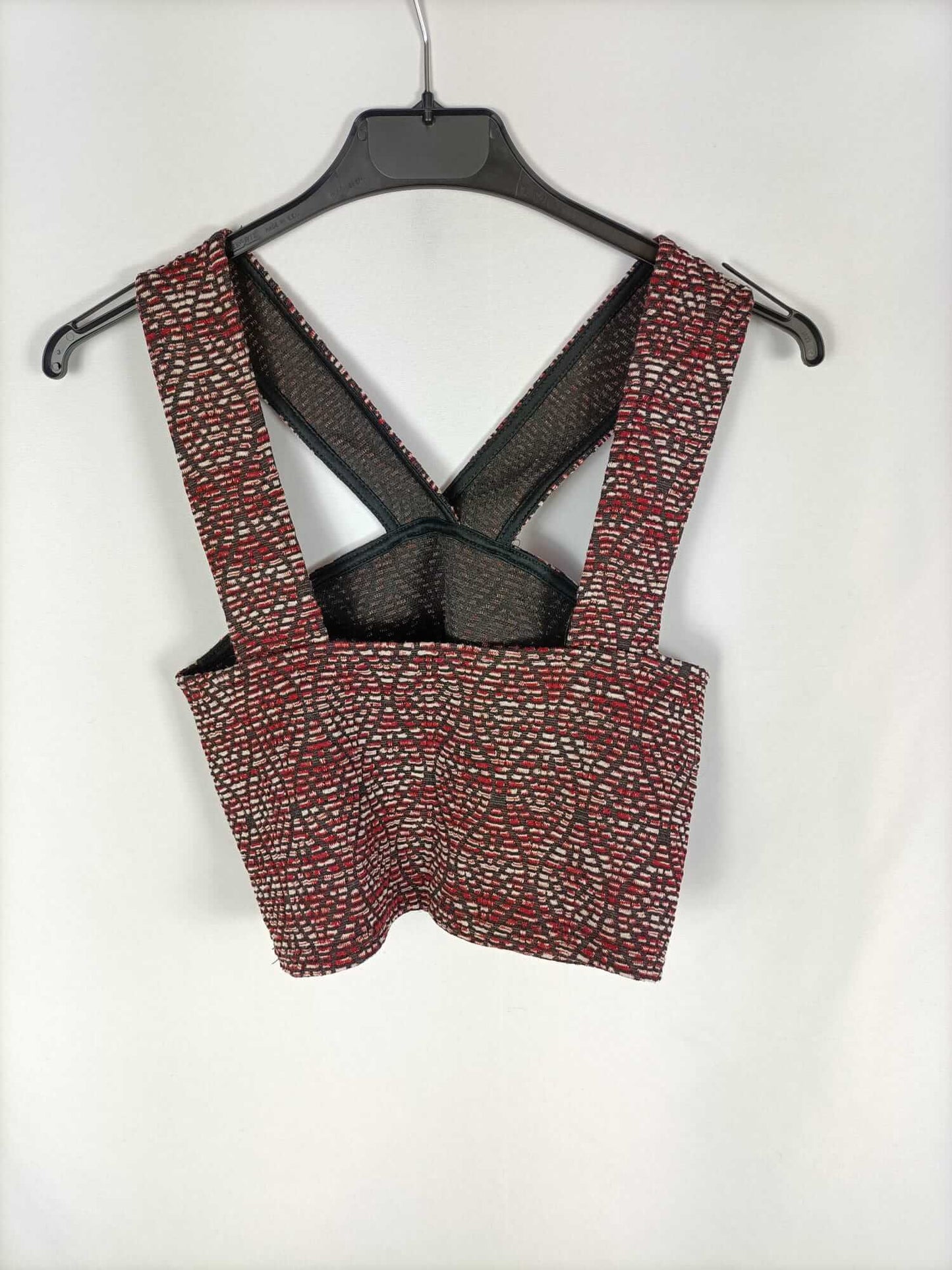 PUL&BEAR. Top étnico rojo y negro T.m