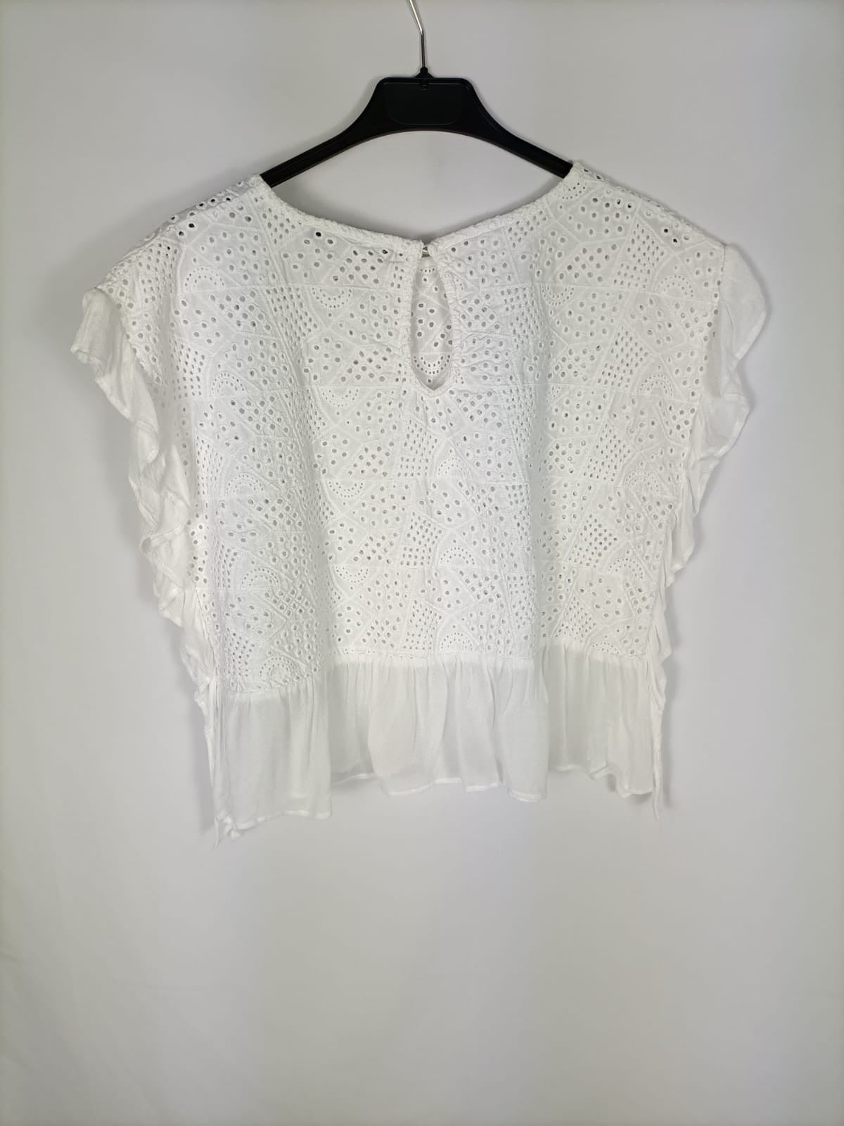 SFERA. Die-cut blouse Tm