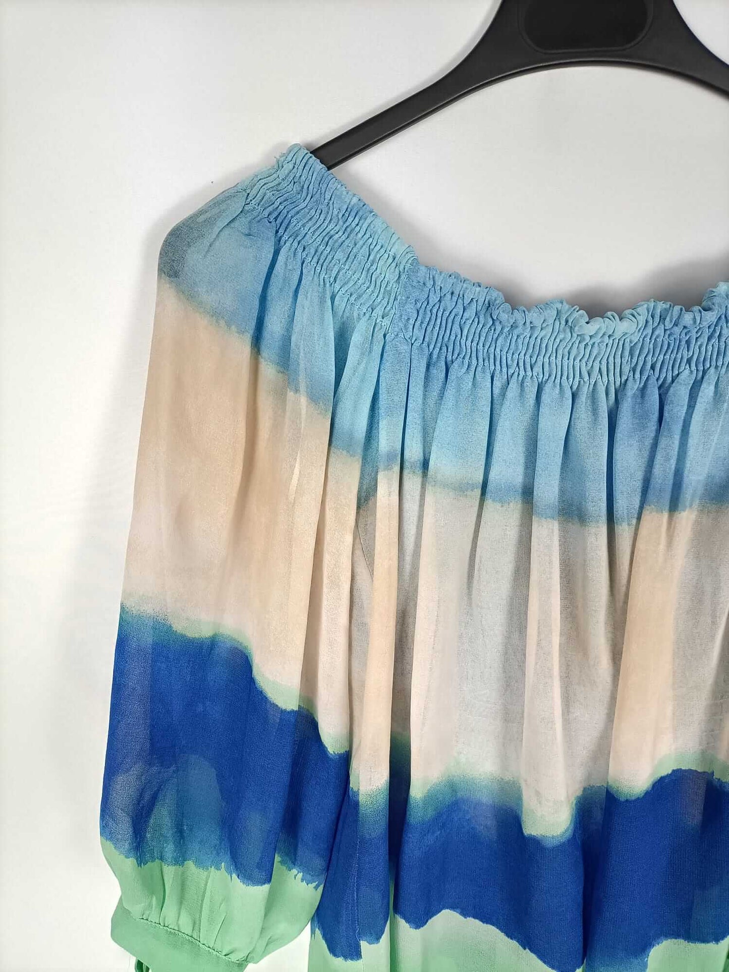 ZARA. Blusa tricolor T.m