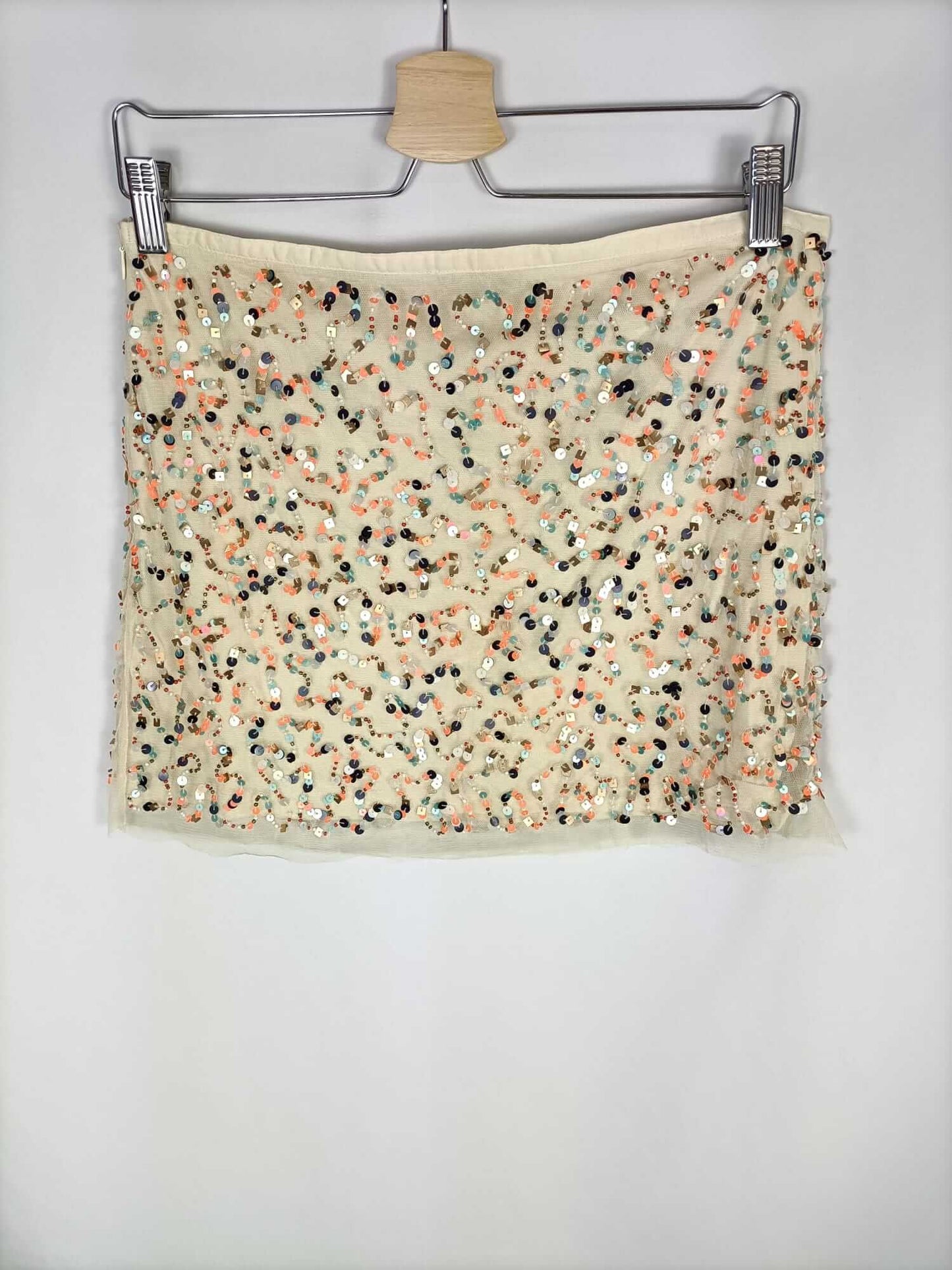 PULL&BEAR. Falda beige lentejuelas T.m