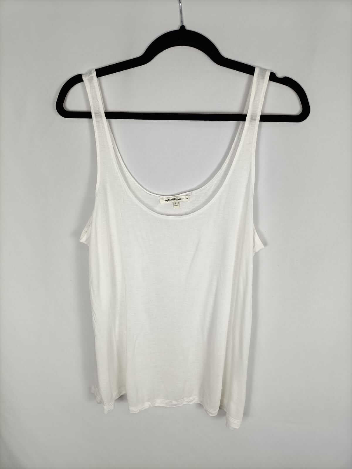 BERSHKA. Camiseta azul básica T.l