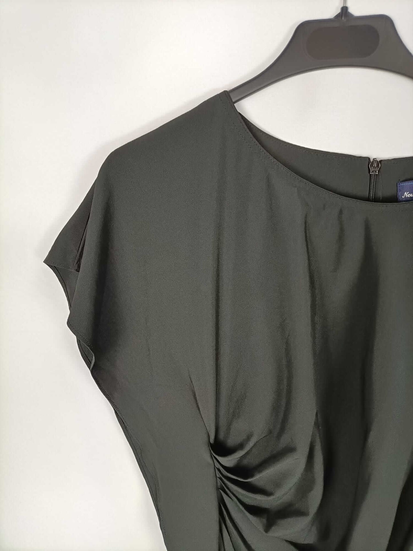 NEW YORK LAUNDRY. Vestido negro asimétrico T.m