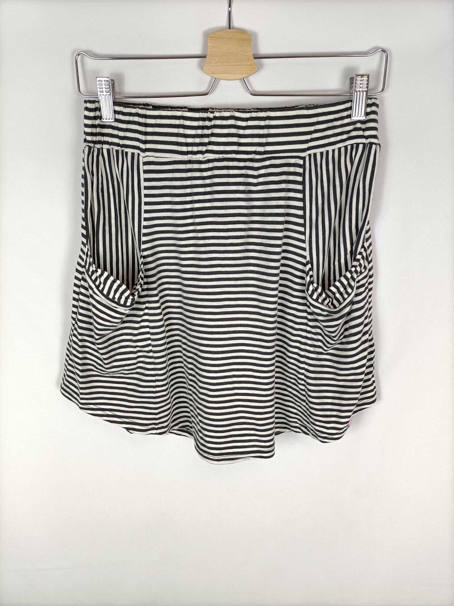 ROXI. Skinny short striped Tl
