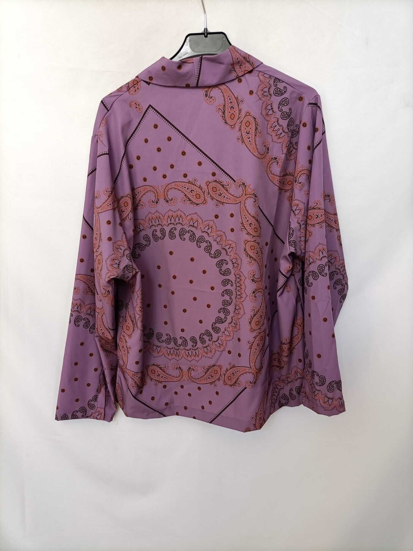 OTRAS.Blazer/blusa fluida morado amebas T.m