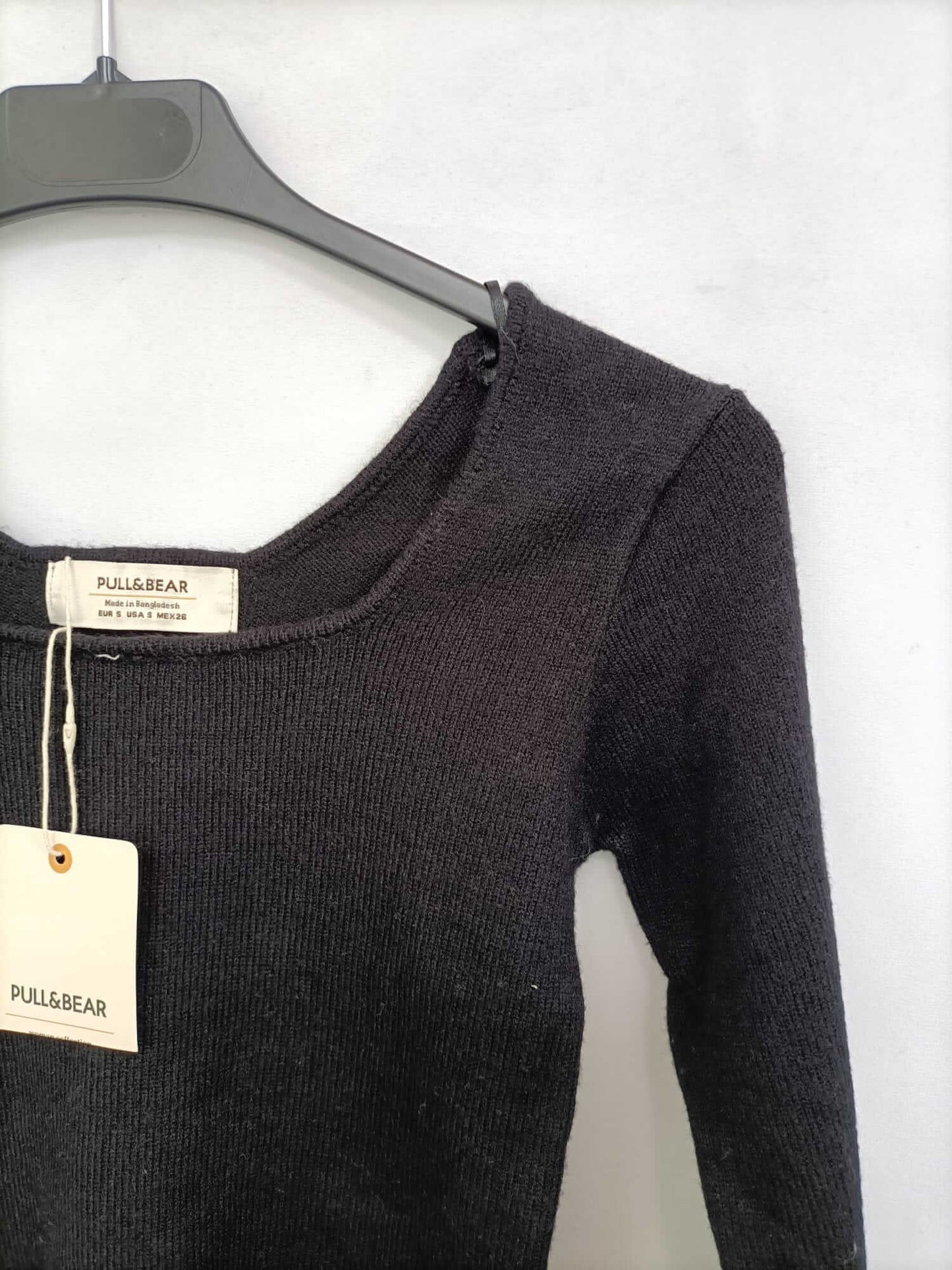 PULL&BEAR. Black wool top/sweater Ts