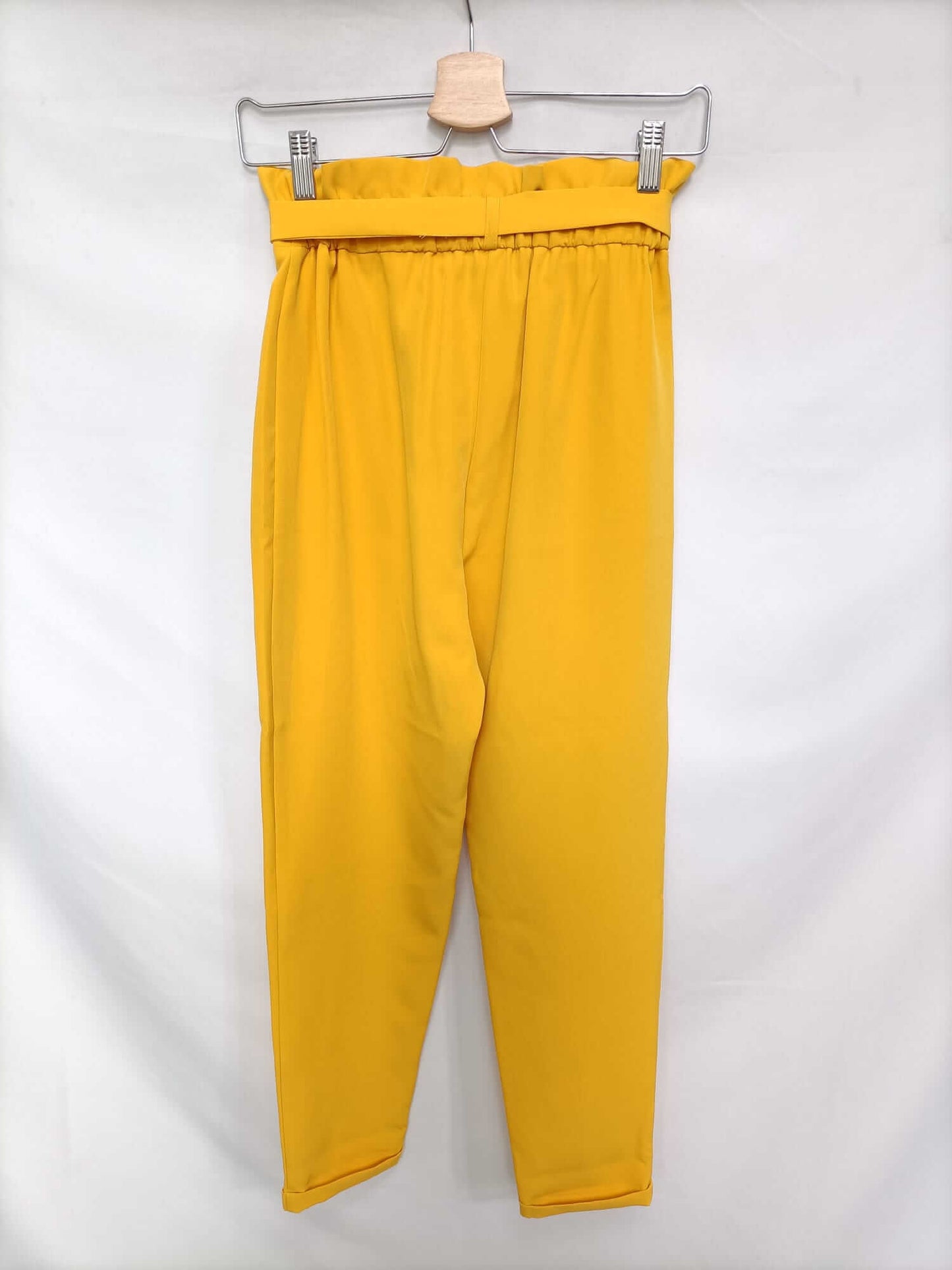 PRIMARK. Pantalón fluido amarillo T.32