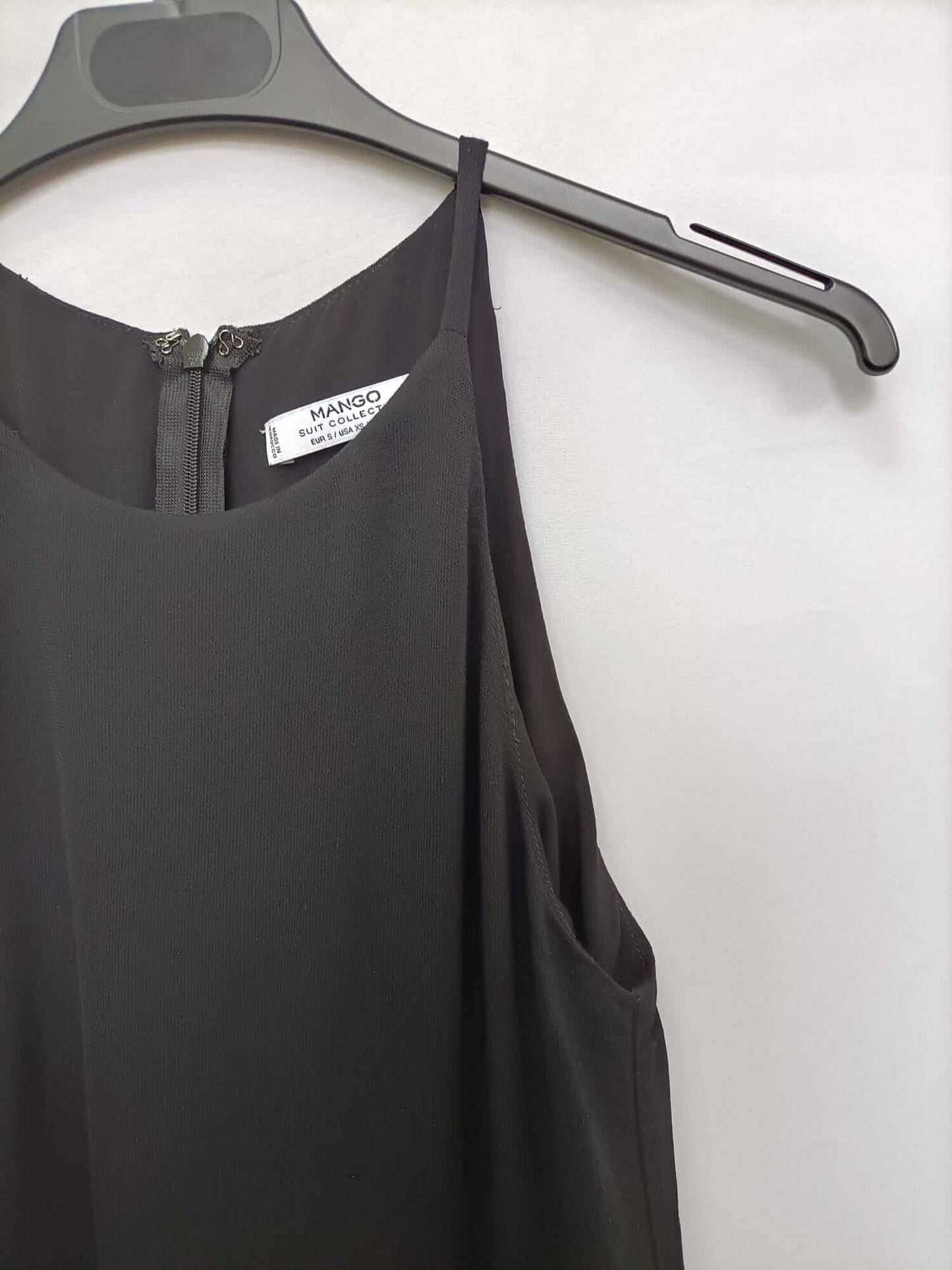 MANGO.Mono negro cuello halter T.s