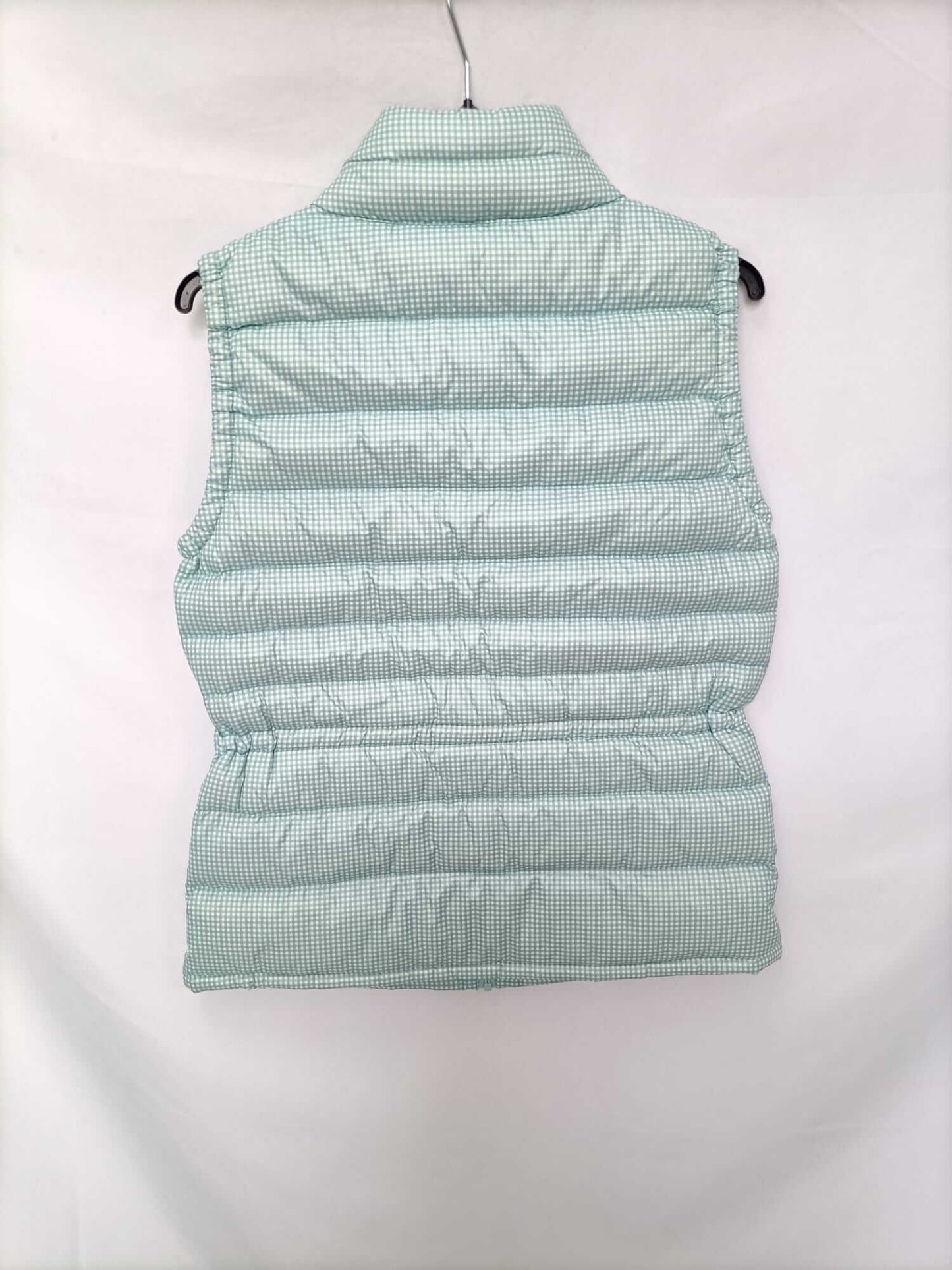 UNIQLO. Sleeveless Ts Down Jackets