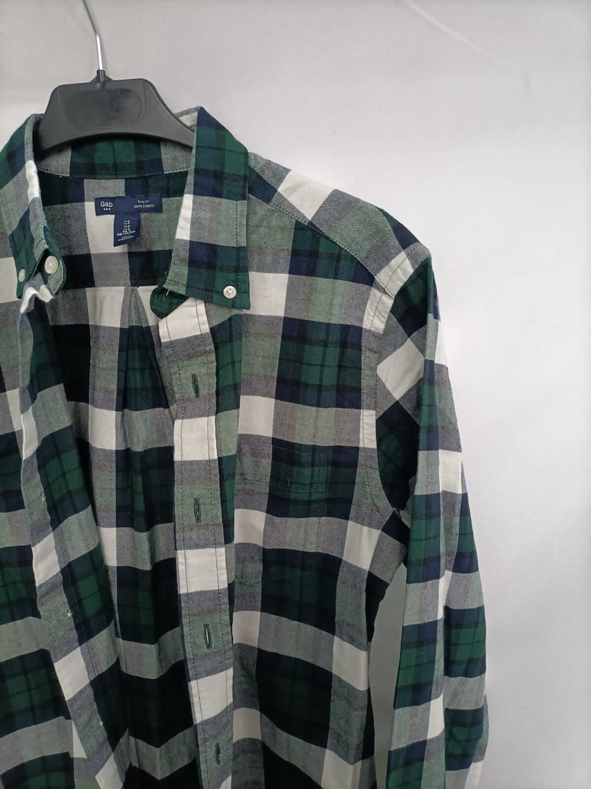 GAP. Oversized green plaid shirt Ts