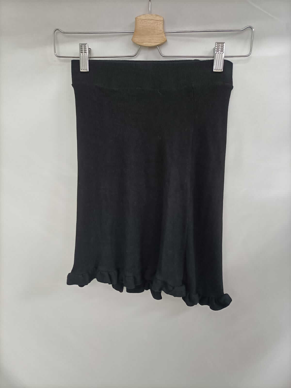 SHANA. Black knit skirt T.xs