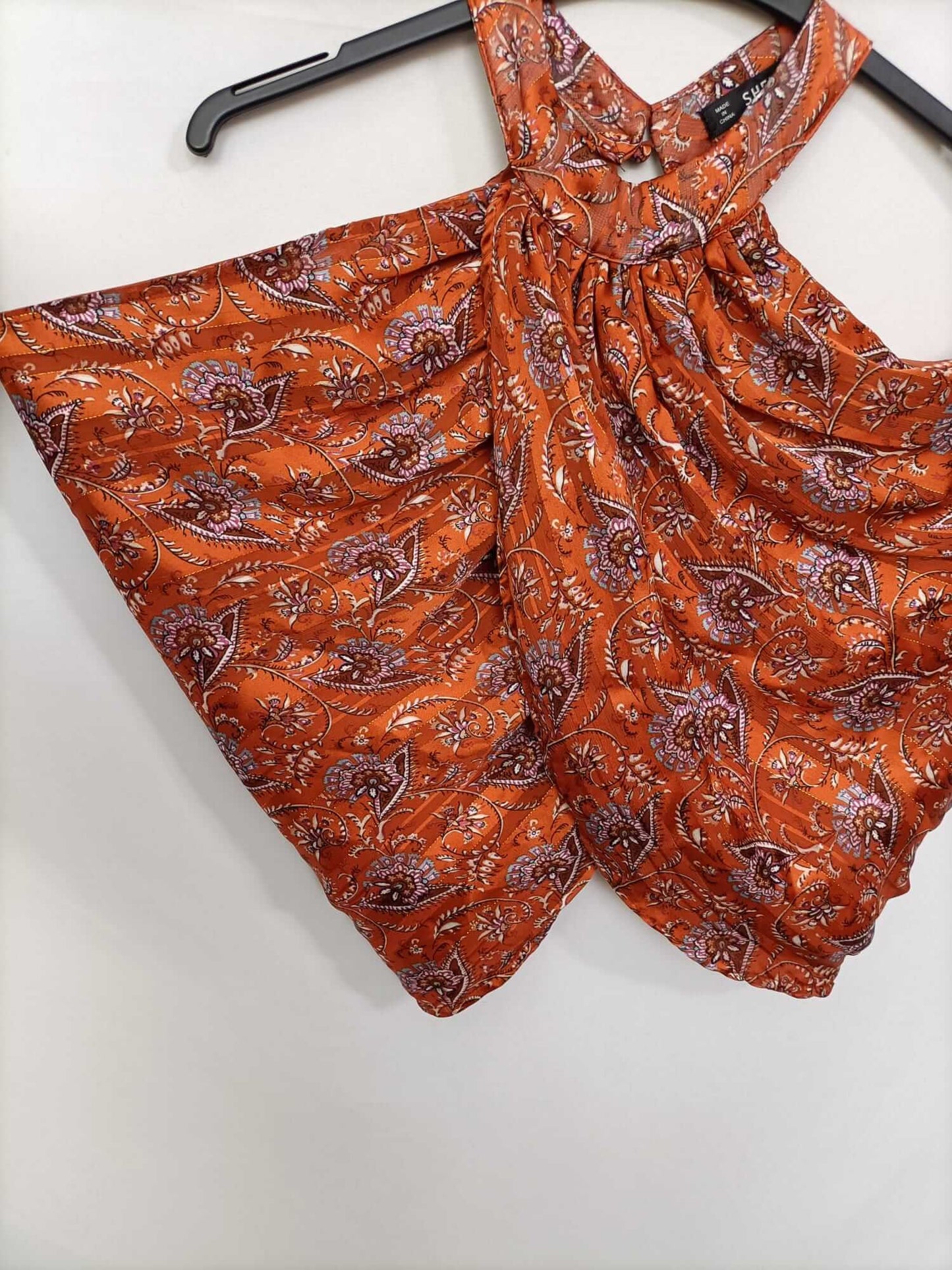 SHEIN. Amoeba Orange Top T.xs