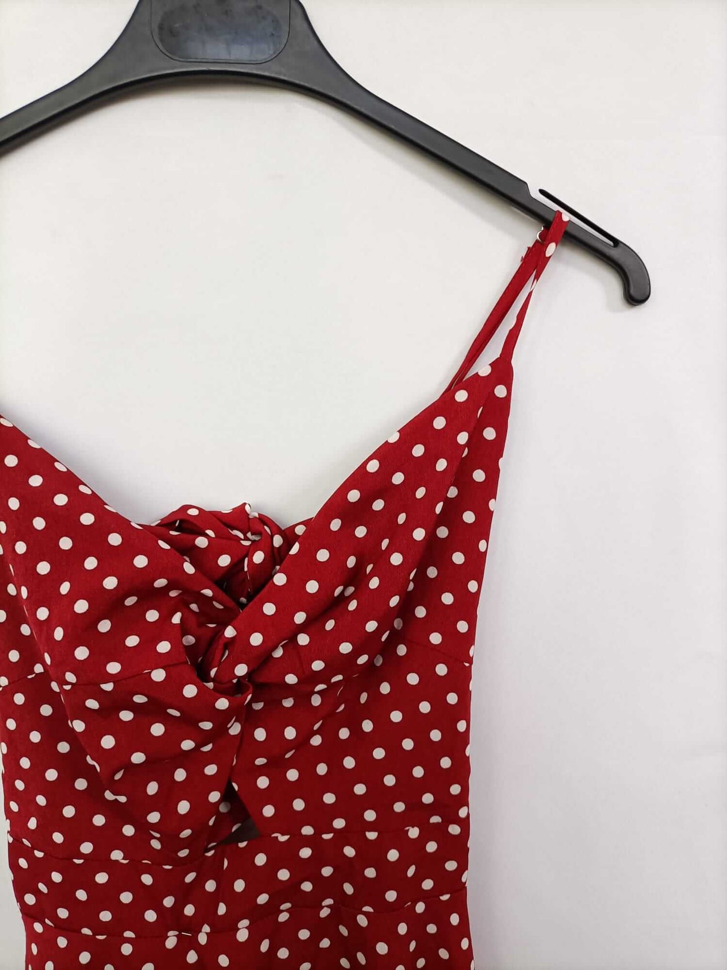 SHEIN. Vestido midi burdeos lunares T.s