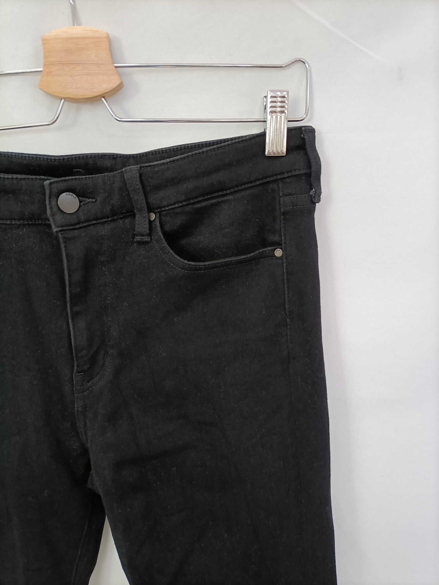 UNIQLO. Basic black trousers size 38