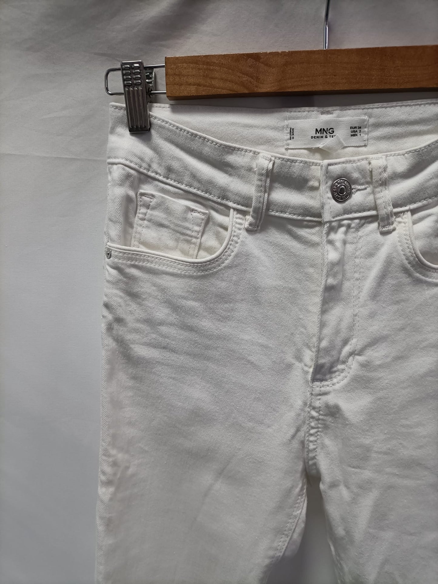 MANGO. White denim trousers, size 34
