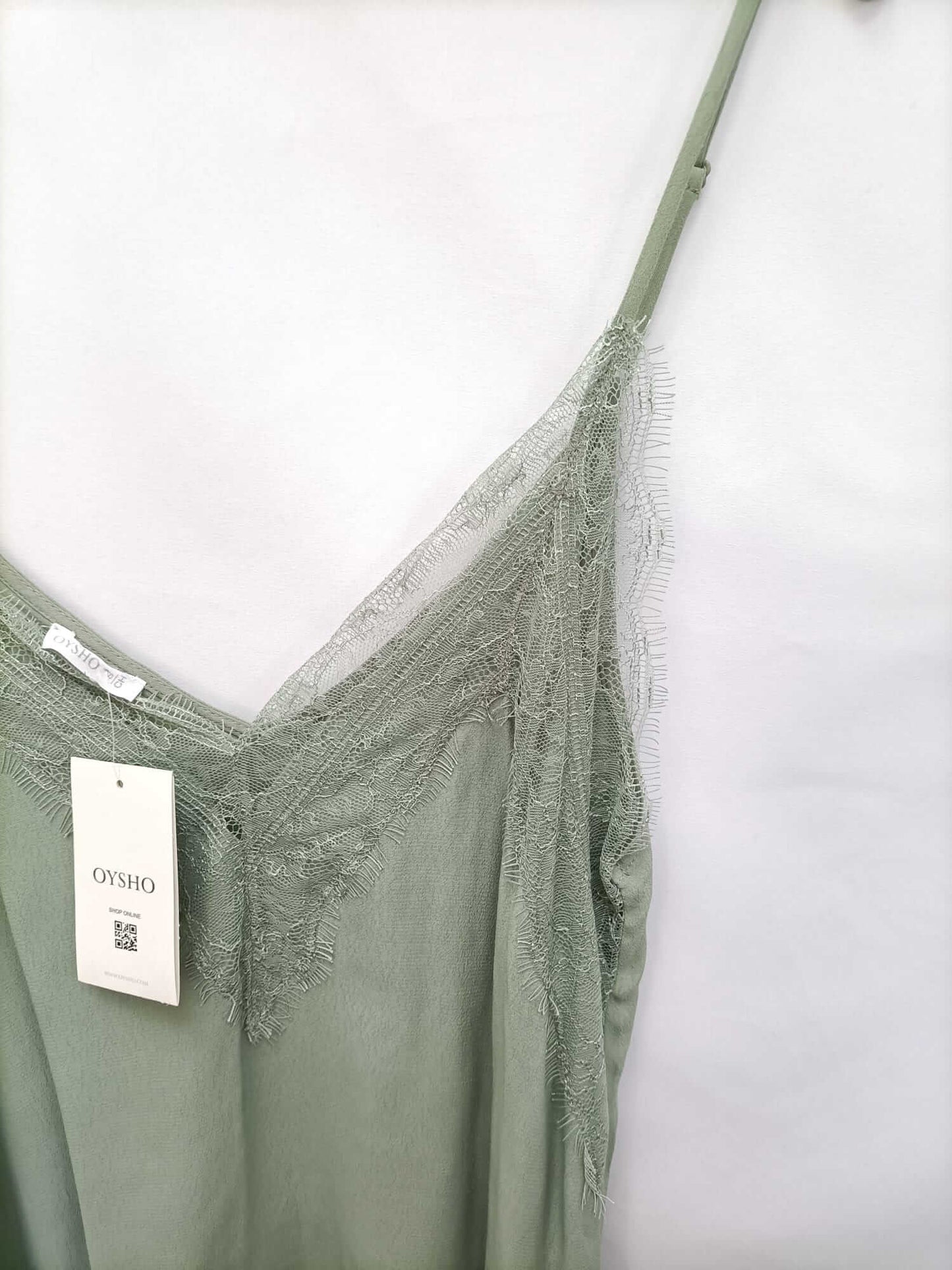 OYSHO. Top lencero verde T.s