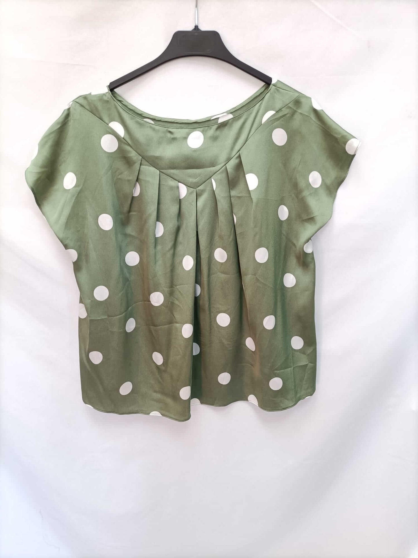 ZARA. Green polka dot blouse Ts