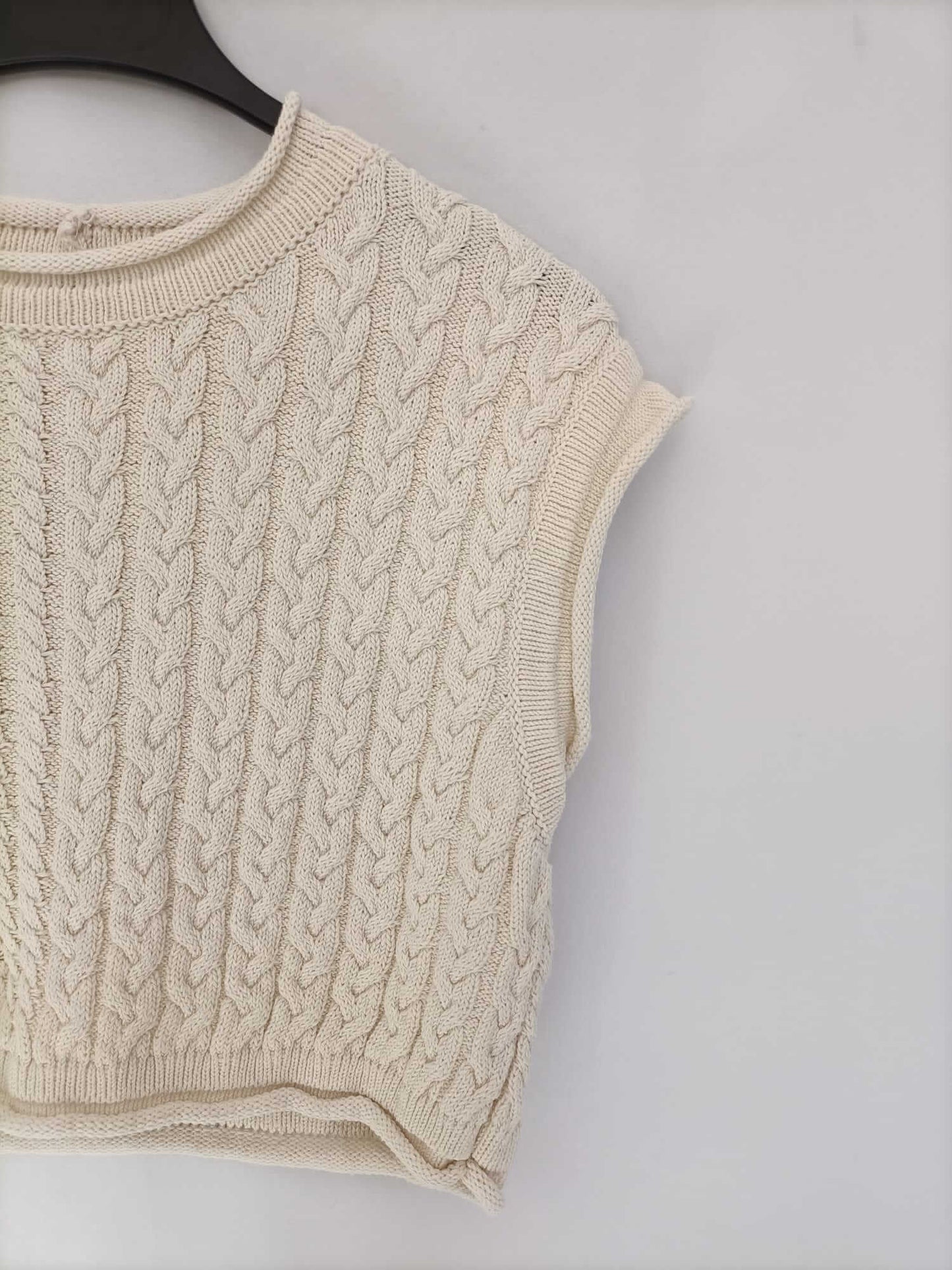 ZARA. Top beige punto T.s